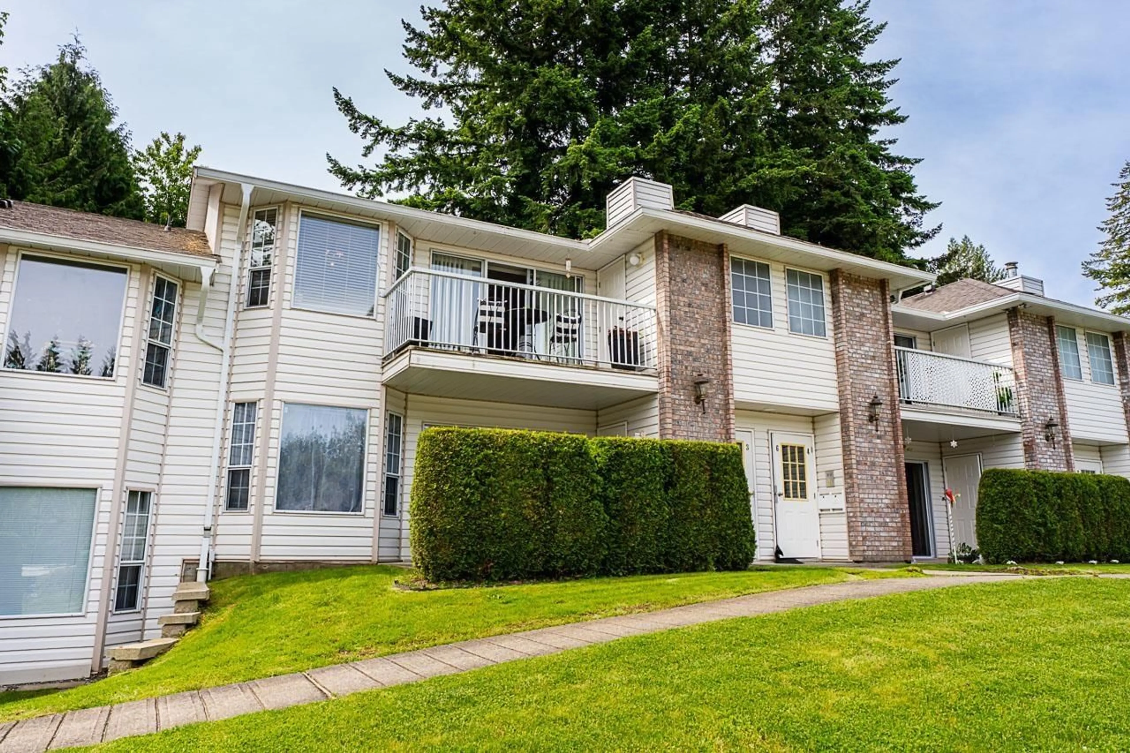 Home with vinyl exterior material, unknown for 6 - 33123 GEORGE FERGUSON, Abbotsford British Columbia V2S2L6