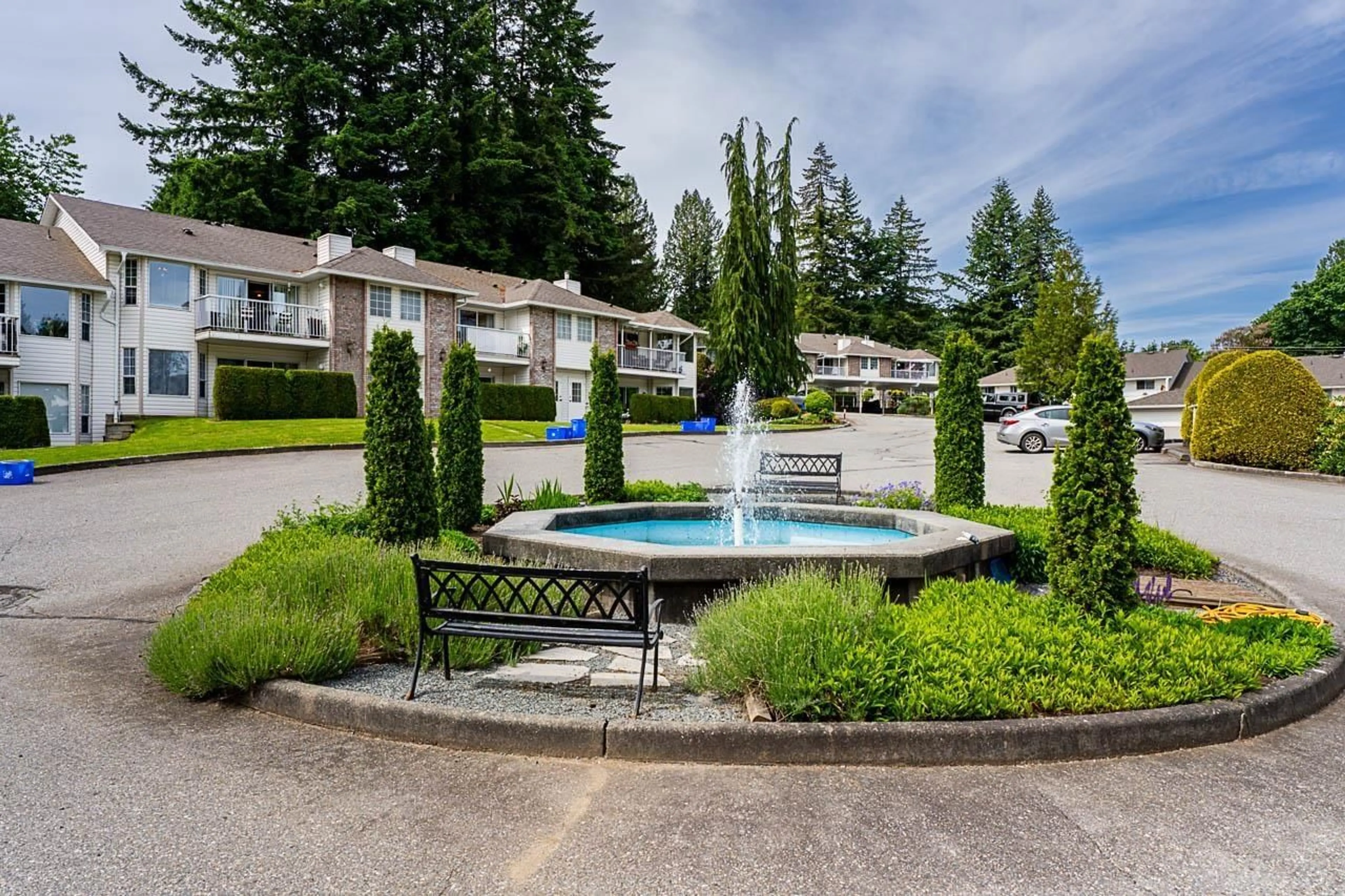 Pool for 6 - 33123 GEORGE FERGUSON, Abbotsford British Columbia V2S2L6