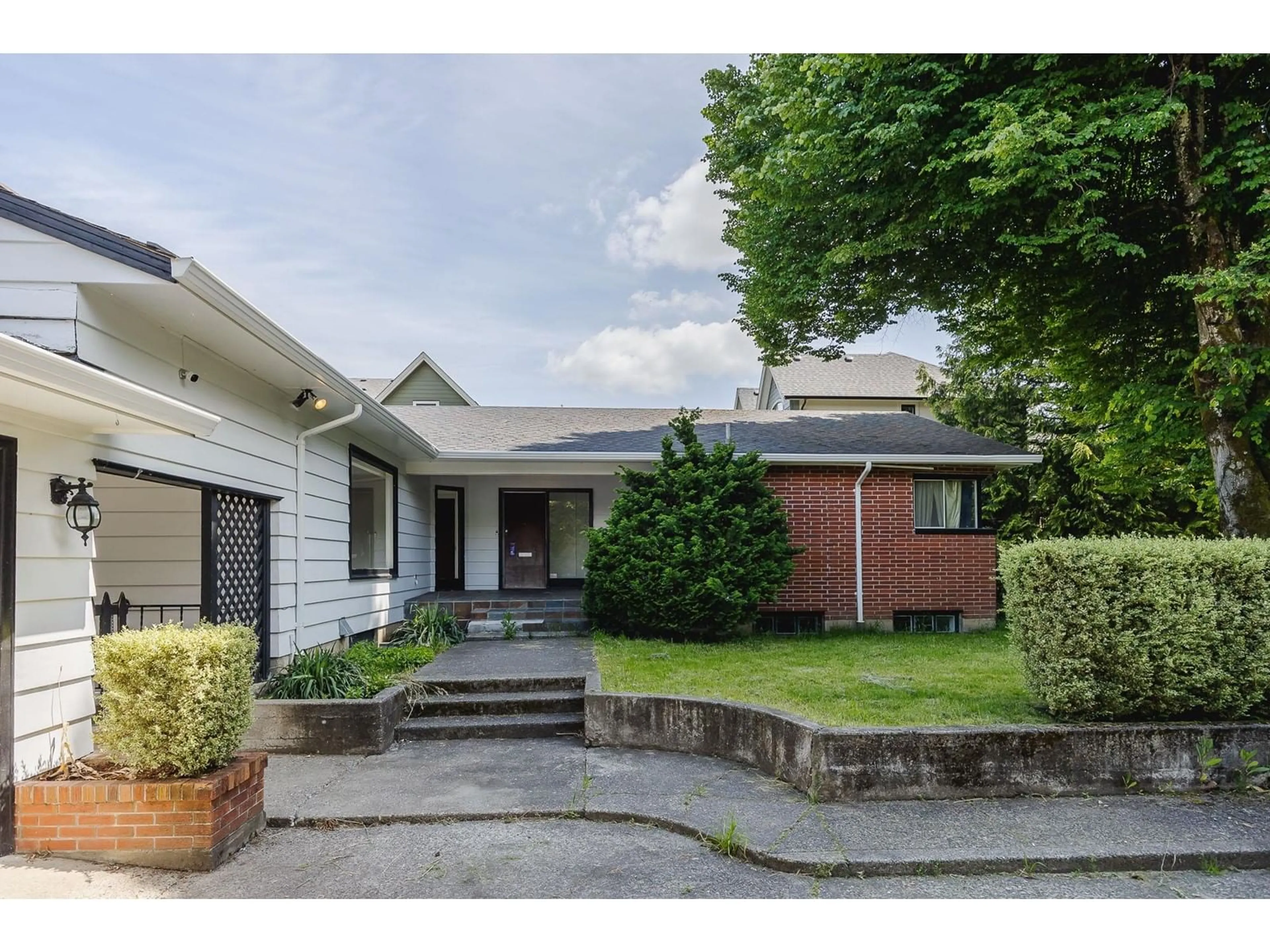 Unknown for 46329 HOPE RIVER ROAD, Chilliwack British Columbia V2P3P4