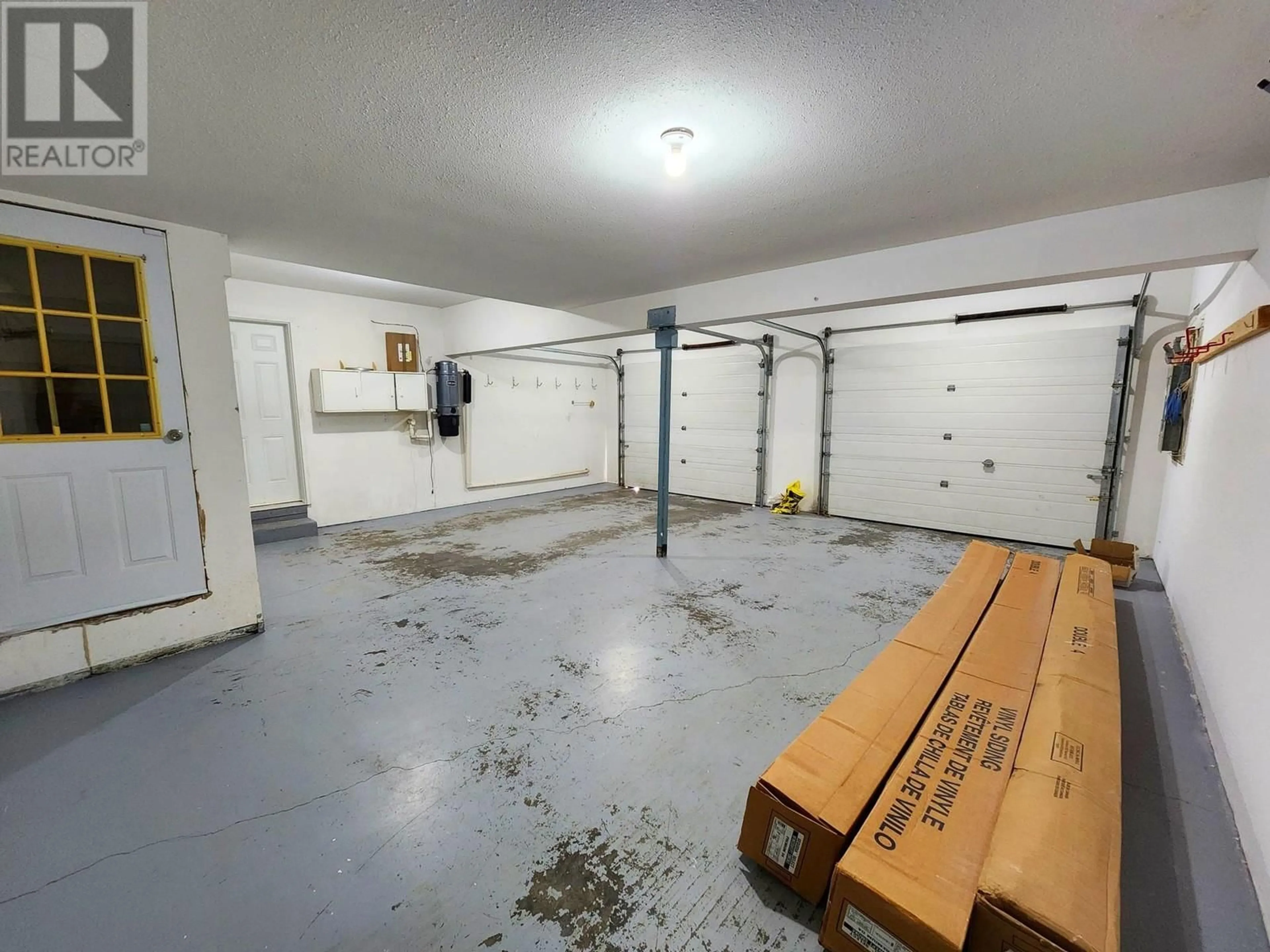 Indoor garage for 555 9TH AVENUE, Burns Lake British Columbia V0J1E0