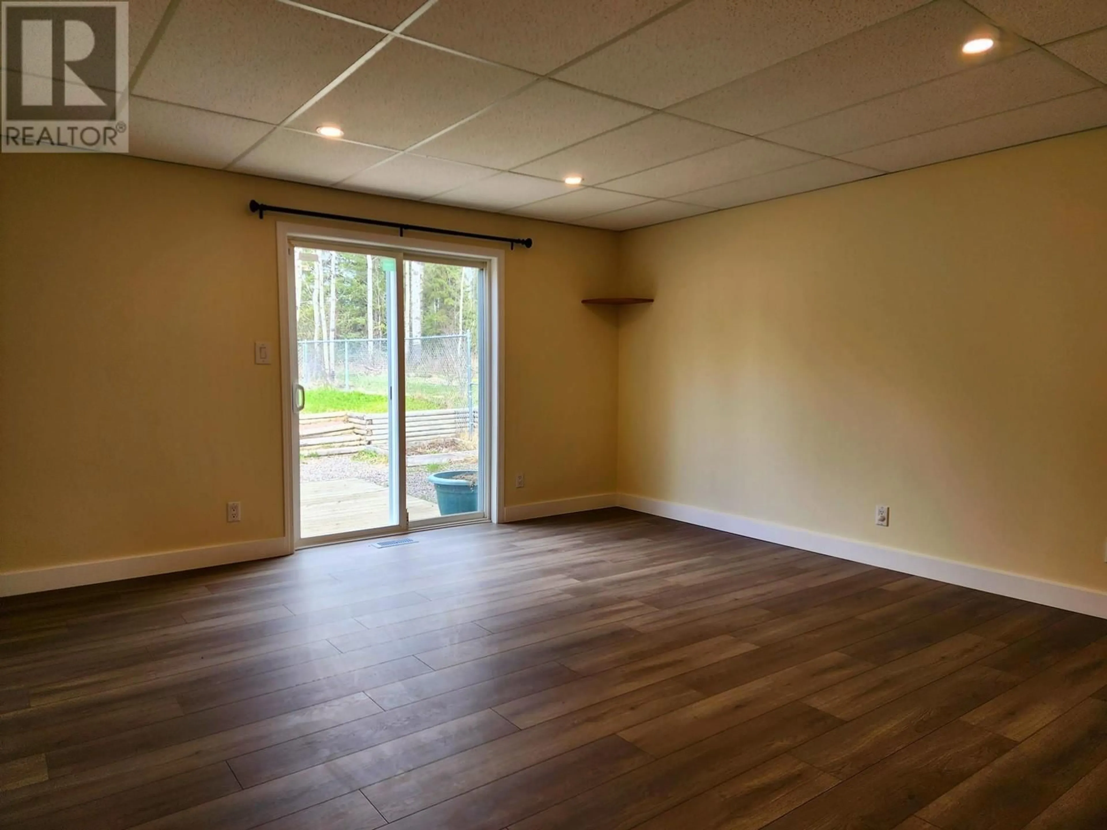 A pic of a room for 555 9TH AVENUE, Burns Lake British Columbia V0J1E0