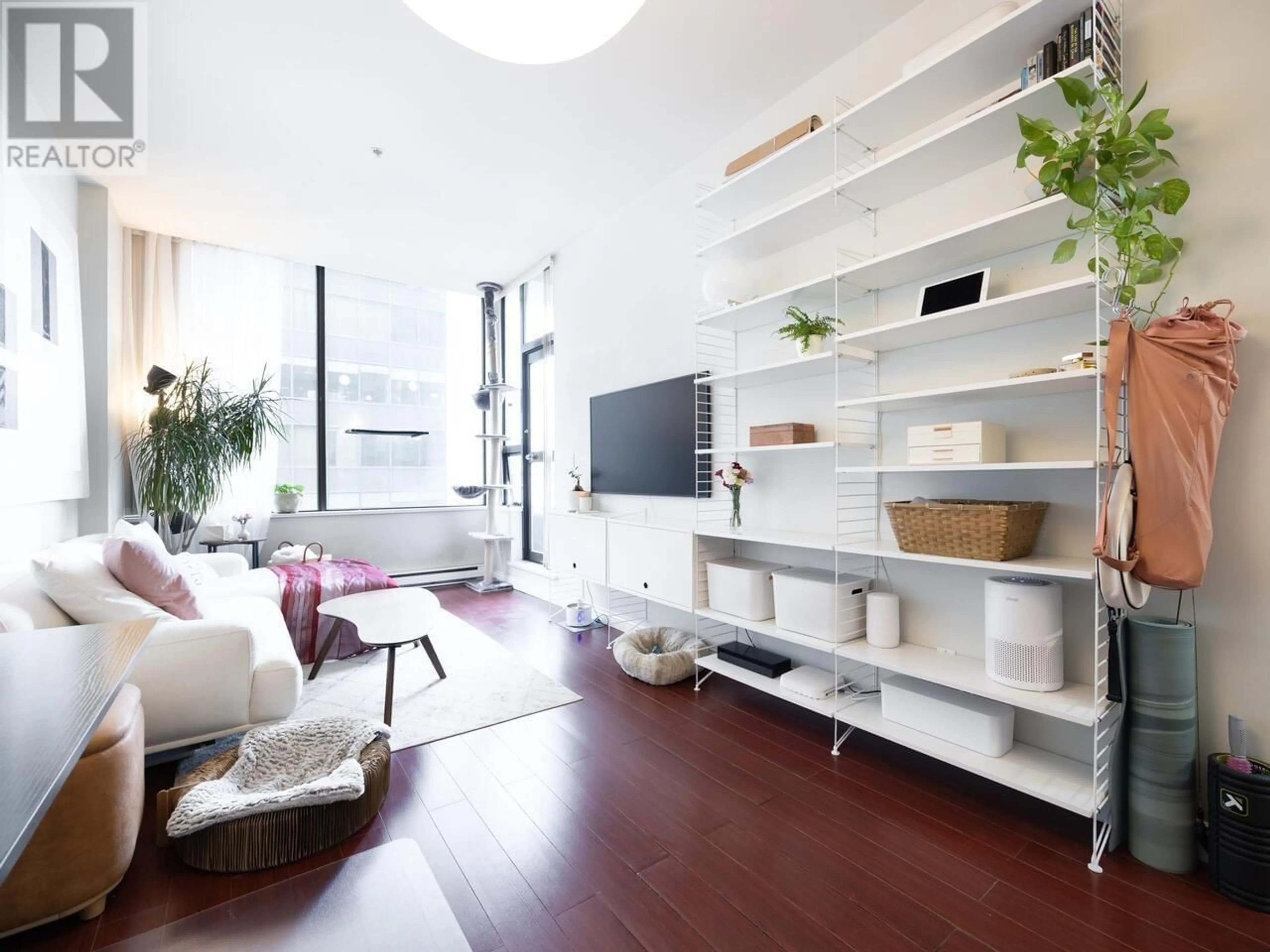 Living room with furniture, unknown for 712 - 1010 HOWE STREET, Vancouver British Columbia V6Z1P5