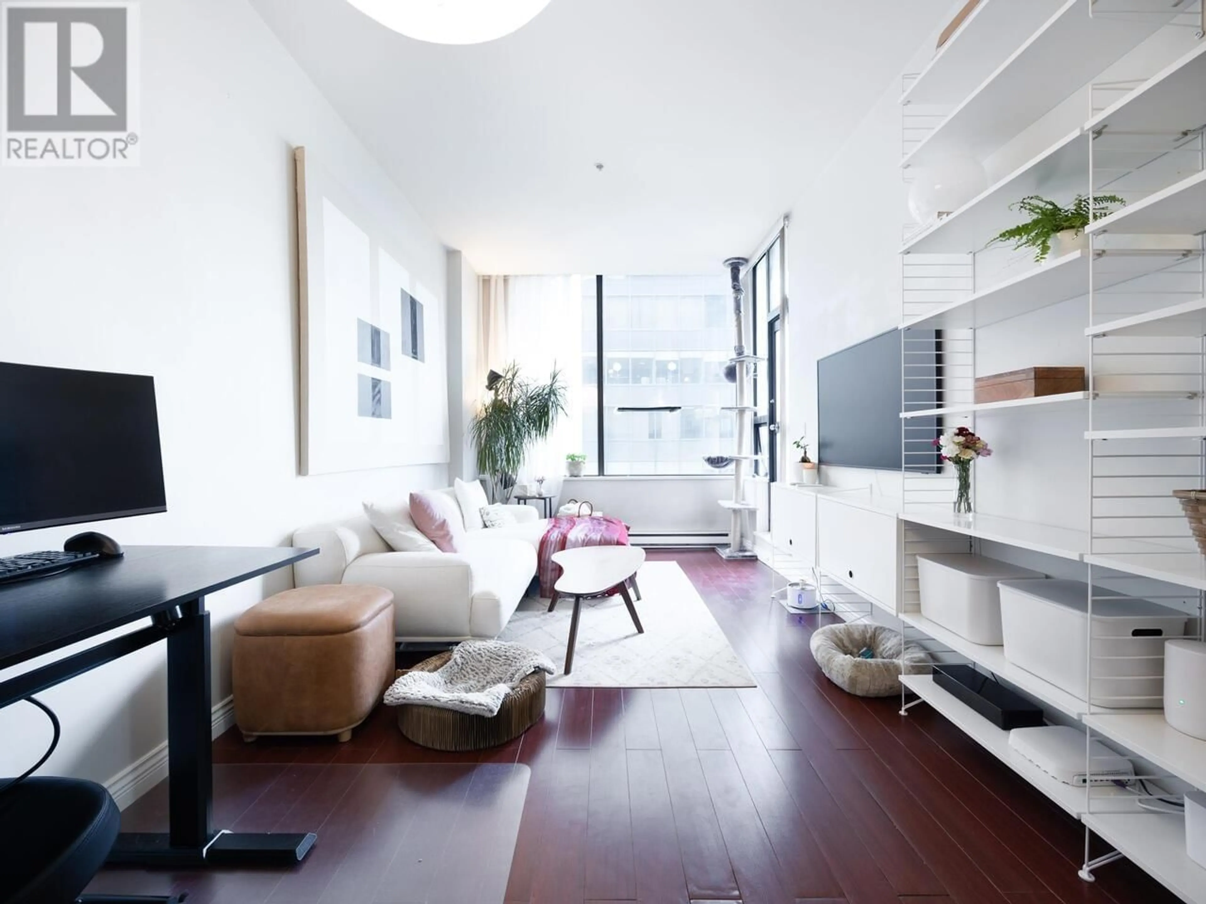 Living room with furniture, unknown for 712 - 1010 HOWE STREET, Vancouver British Columbia V6Z1P5