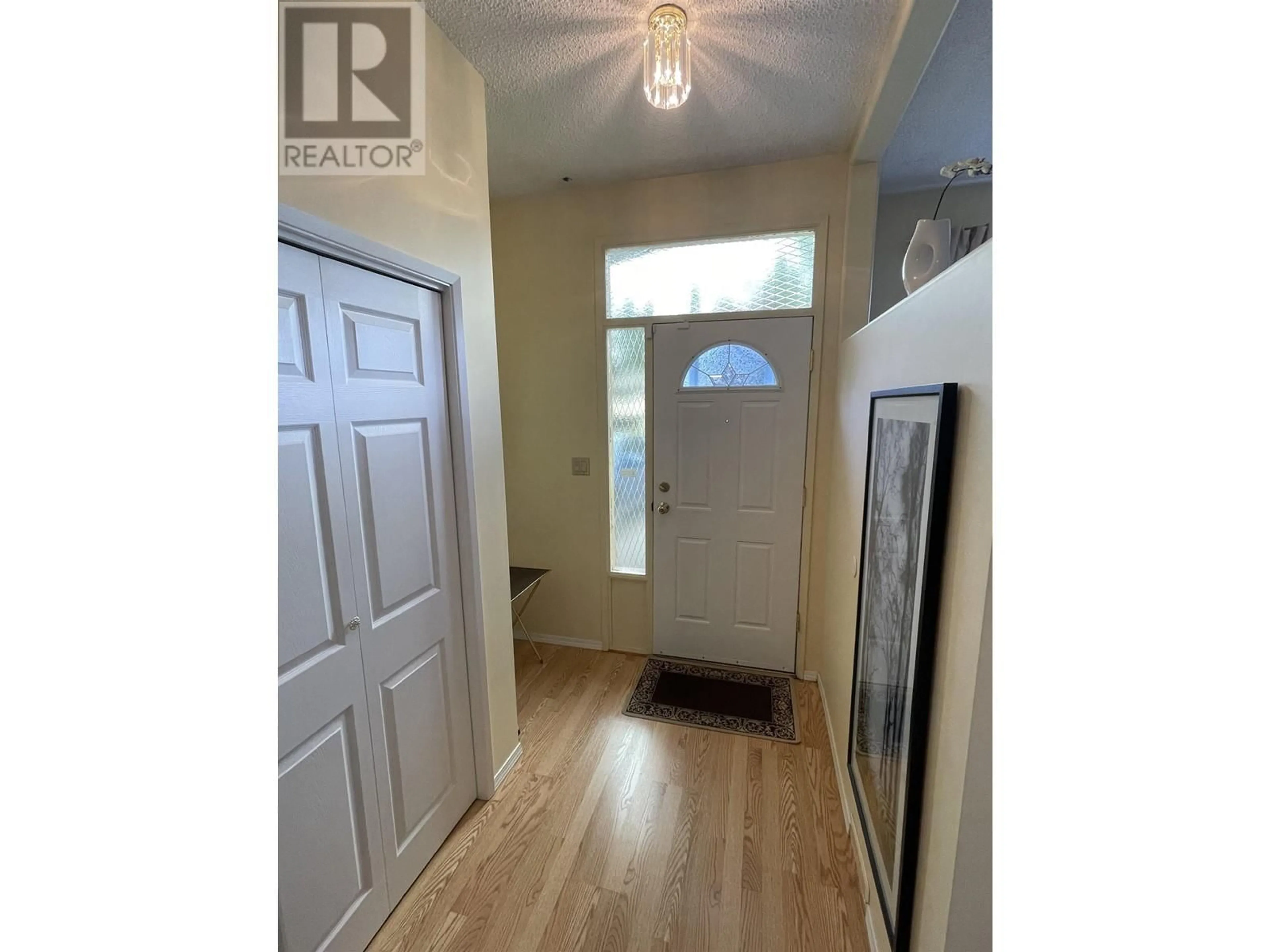 Indoor entryway for 985 LIMESTONE CRESCENT, Prince George British Columbia V2M4Z3