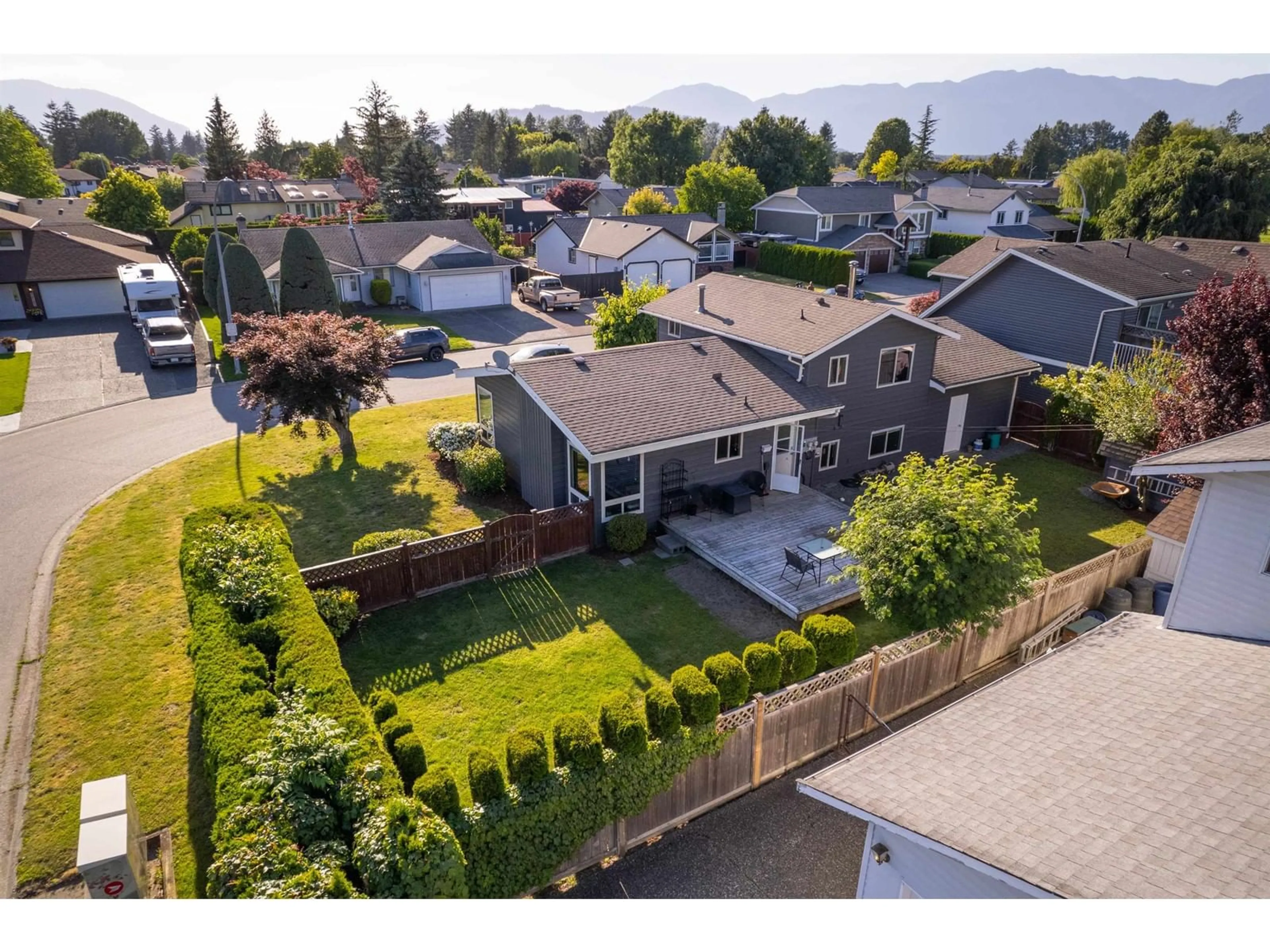 A pic from outside/outdoor area/front of a property/back of a property/a pic from drone, mountain view for 46187 CHRISTINA DRIVE, Chilliwack British Columbia V2R2B6