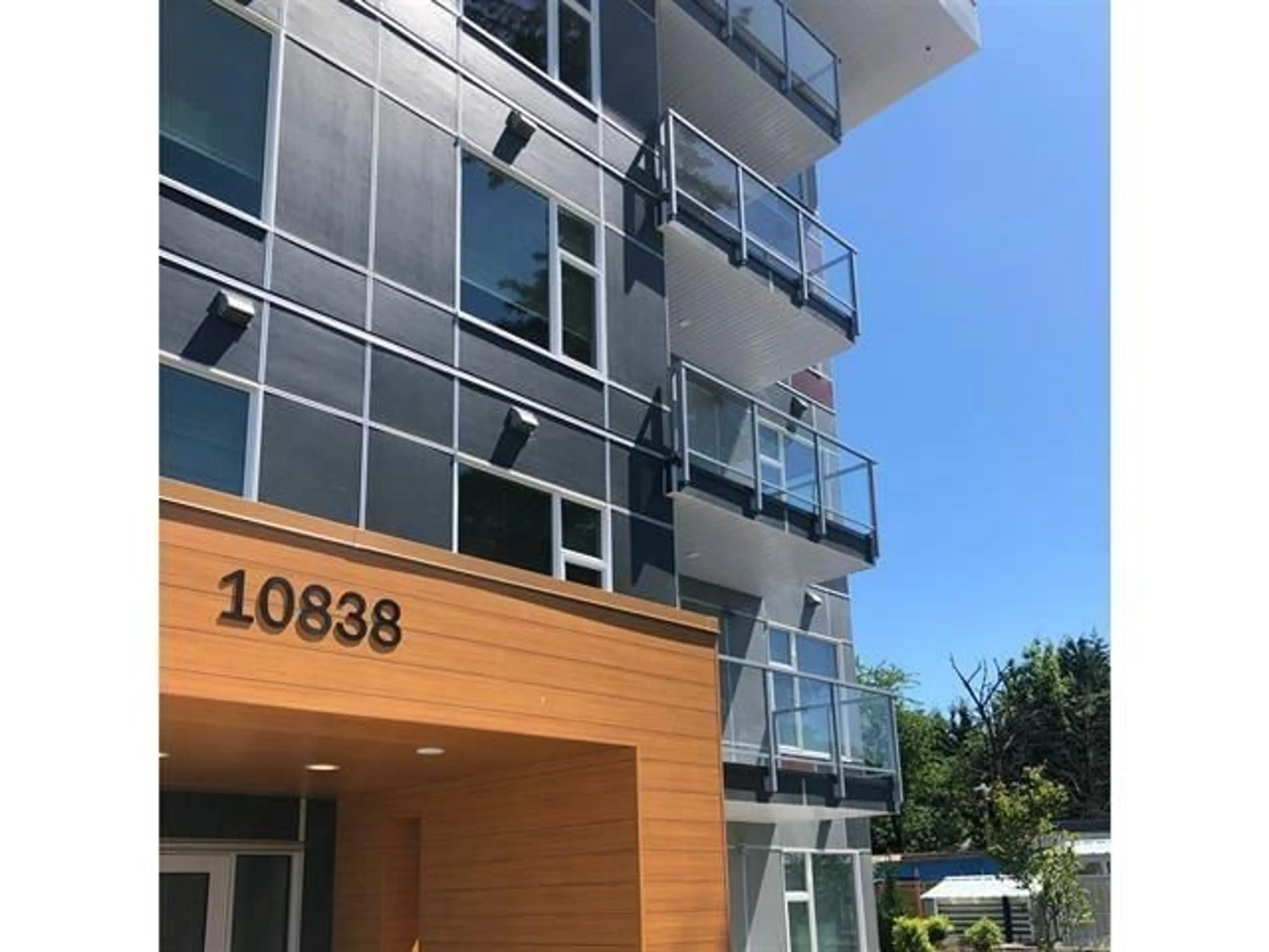Unknown for 425 - 10838 WHALLEY, Surrey British Columbia V3T2K5