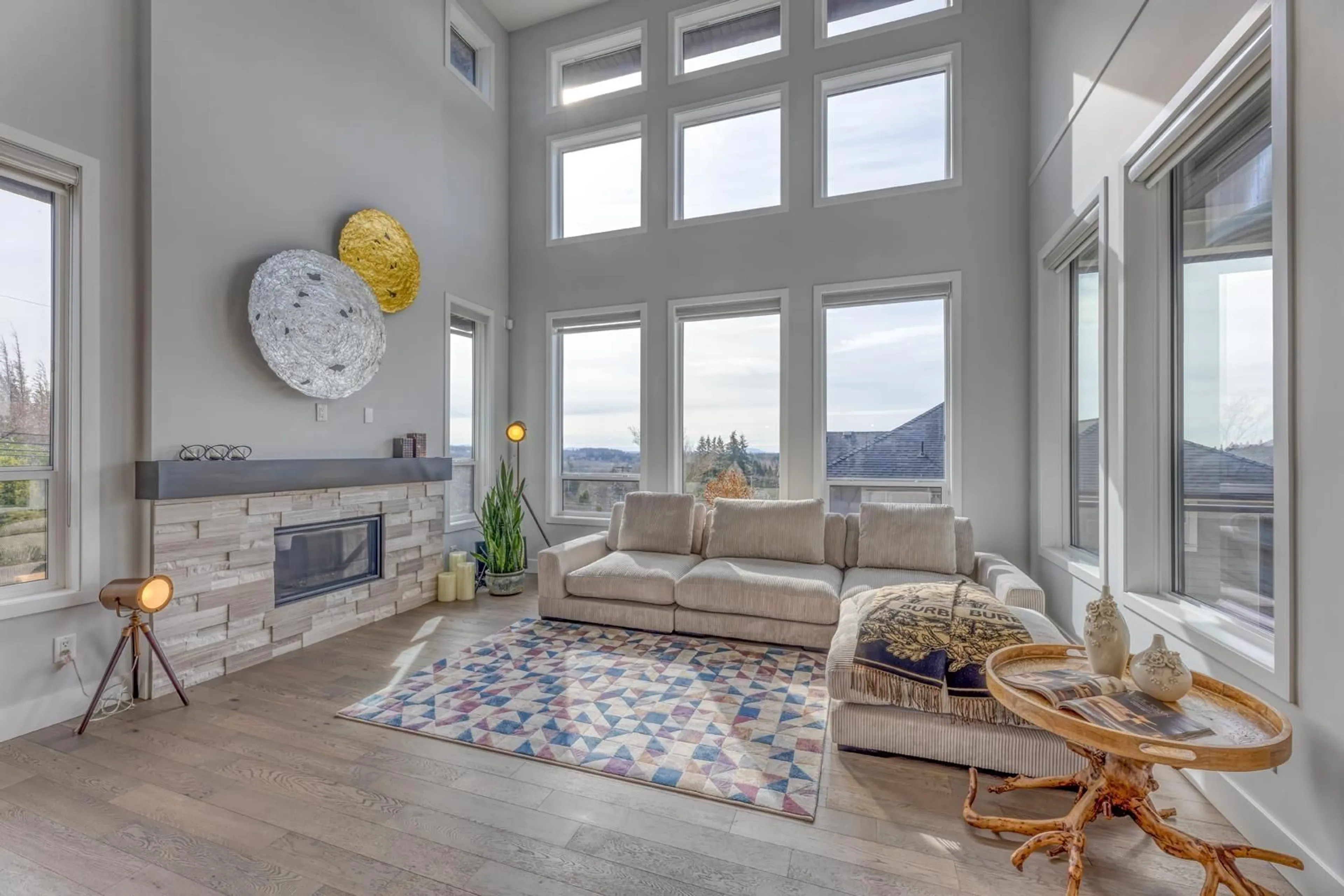 Living room with furniture, unknown for 16790 17, Surrey British Columbia V3Z0T3