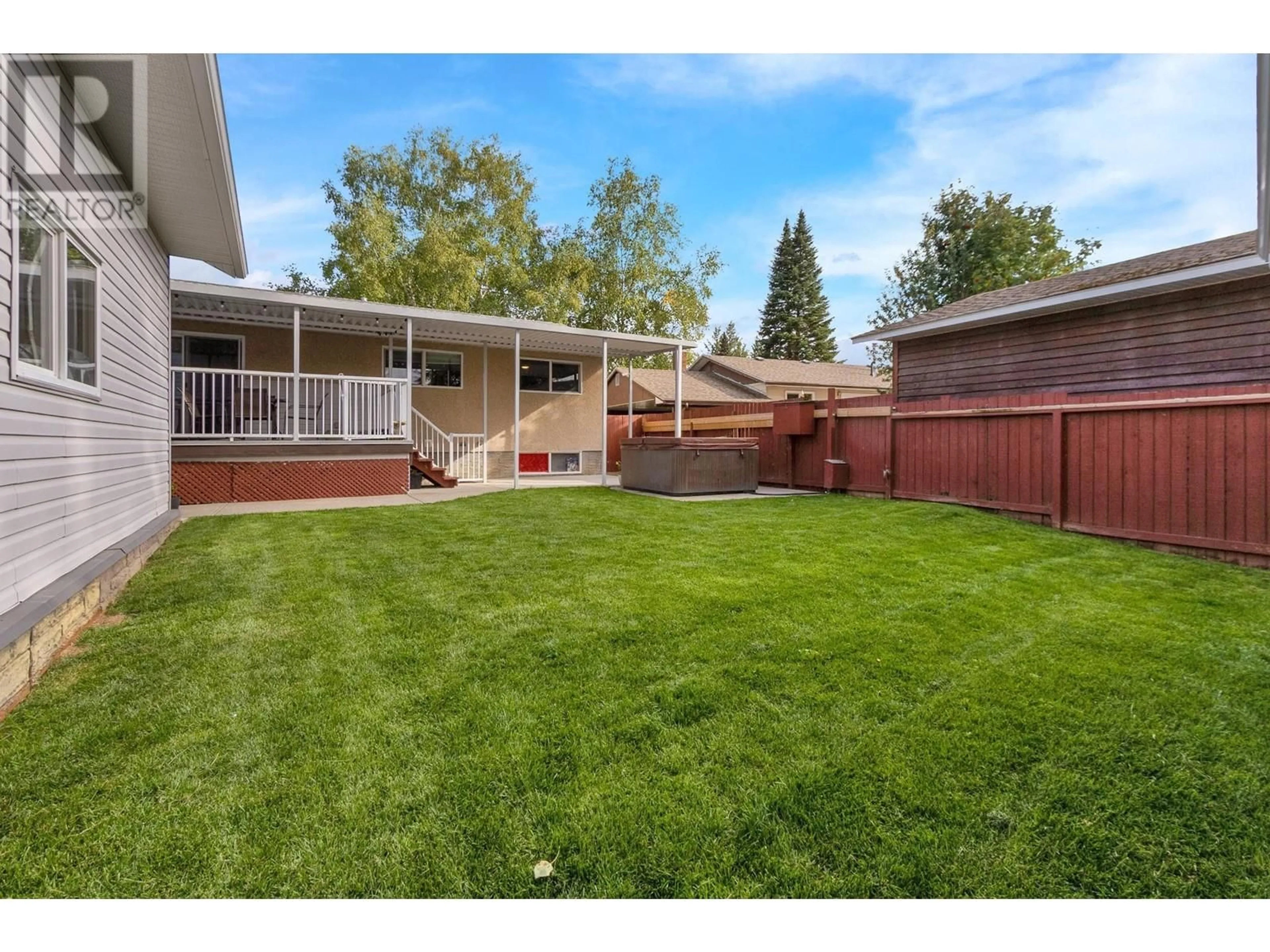 Patio, street for 7713 LOYOLA DRIVE, Prince George British Columbia V2N2W9