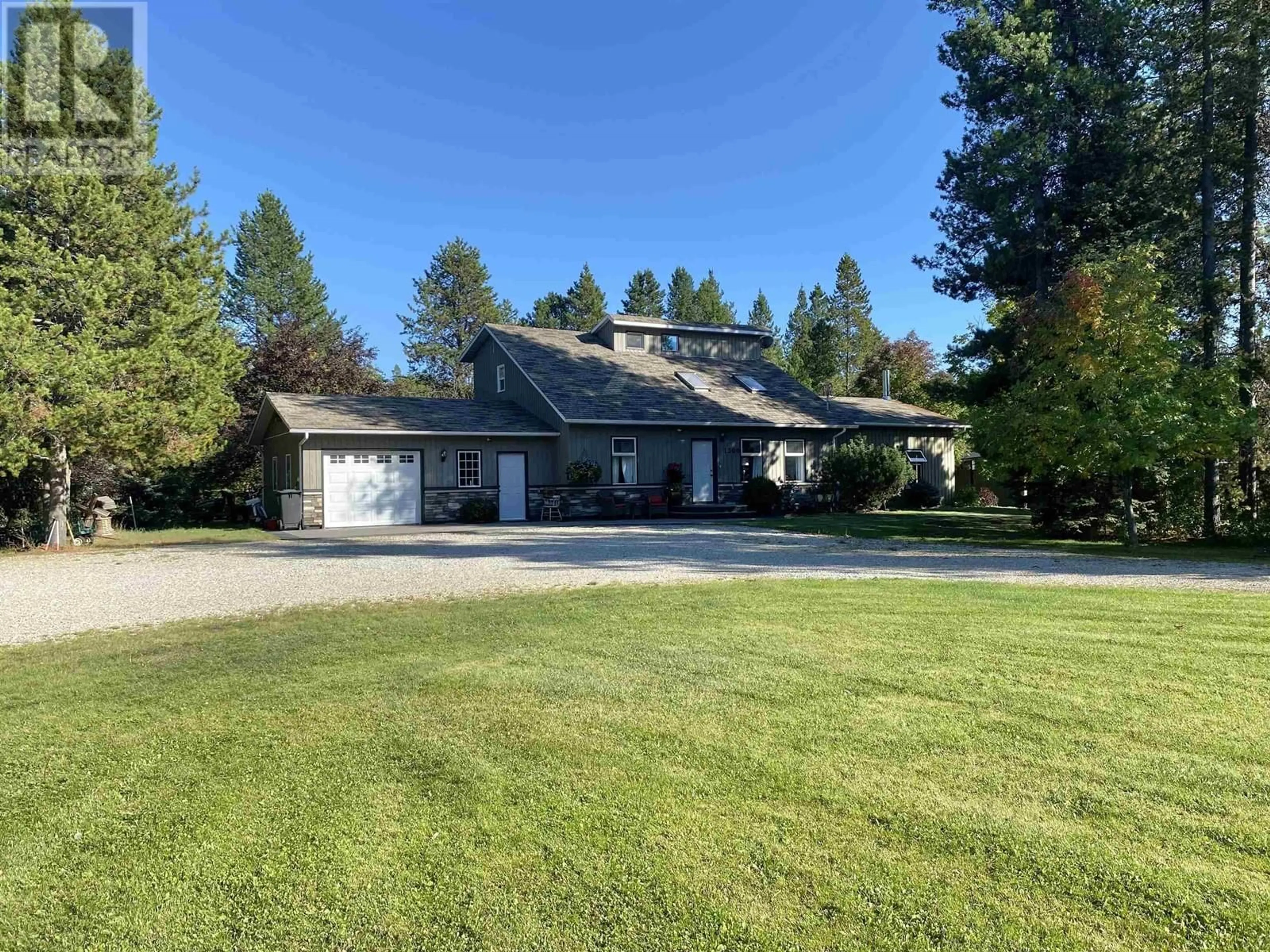 A pic from outside/outdoor area/front of a property/back of a property/a pic from drone, unknown for 1500 ASH STREET, Valemount British Columbia V0E2Z0