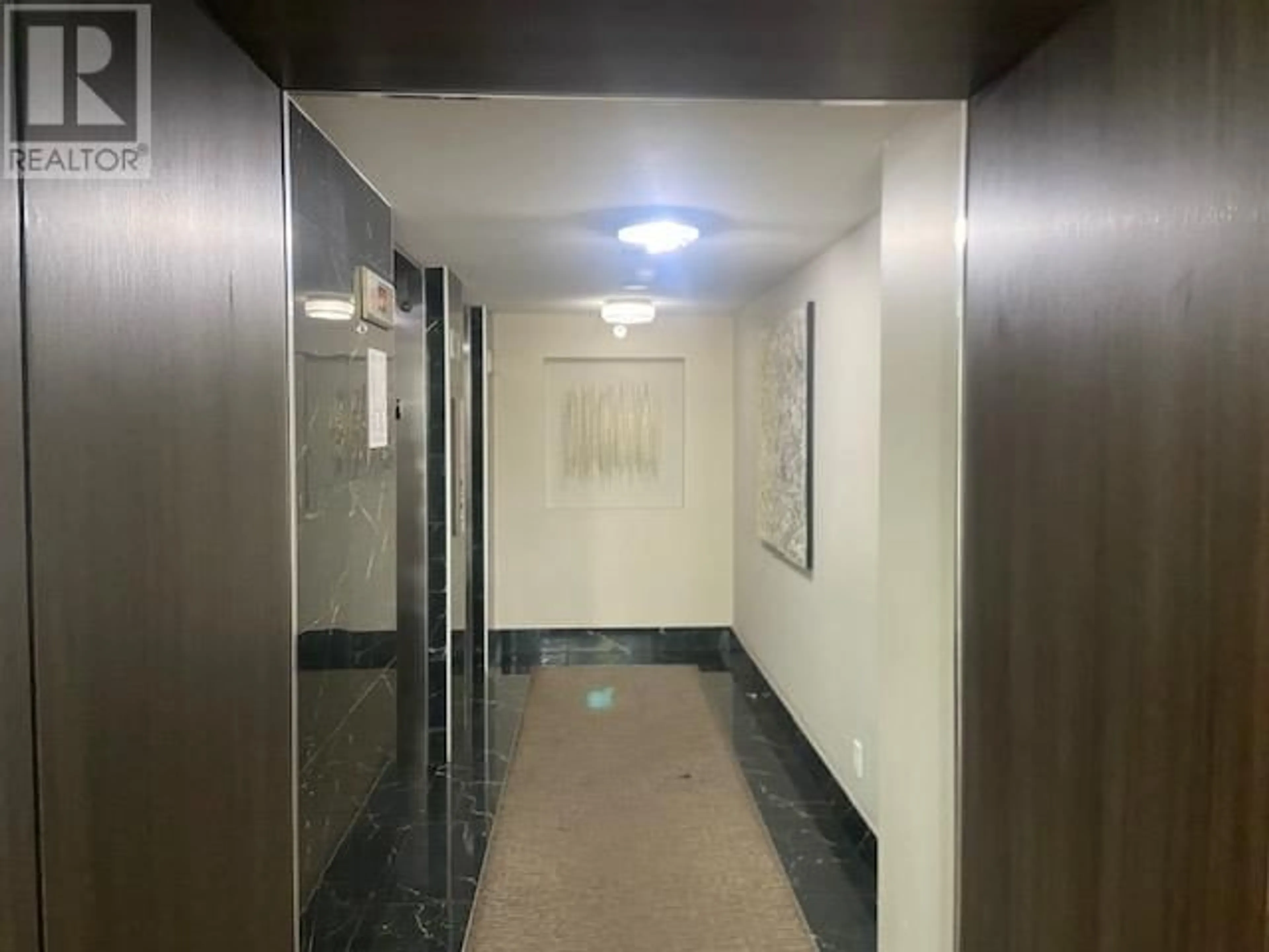 Indoor foyer for 1706 - 8288 GRANVILLE AVENUE, Richmond British Columbia V6Y0H6