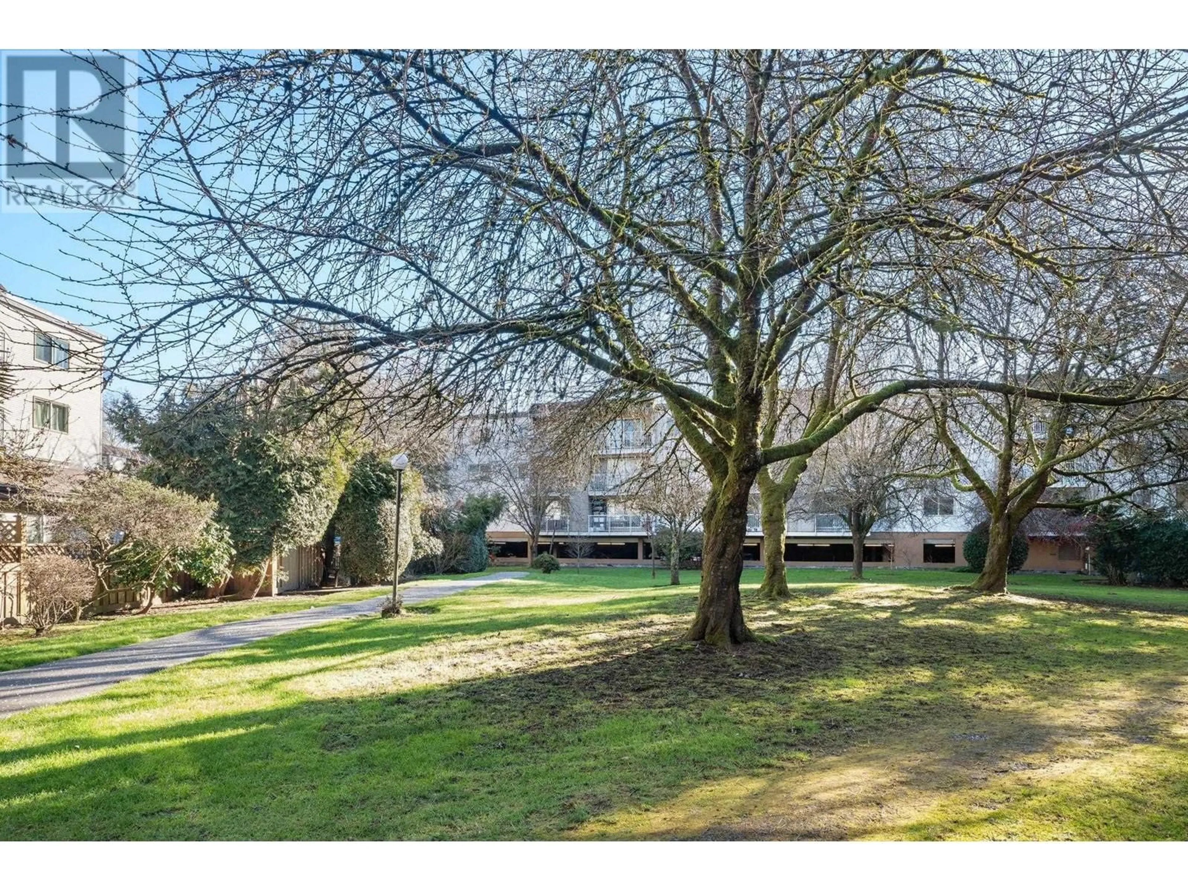 A pic from outside/outdoor area/front of a property/back of a property/a pic from drone, unknown for 314 - 8540 CITATION DRIVE, Richmond British Columbia V6Y3A3