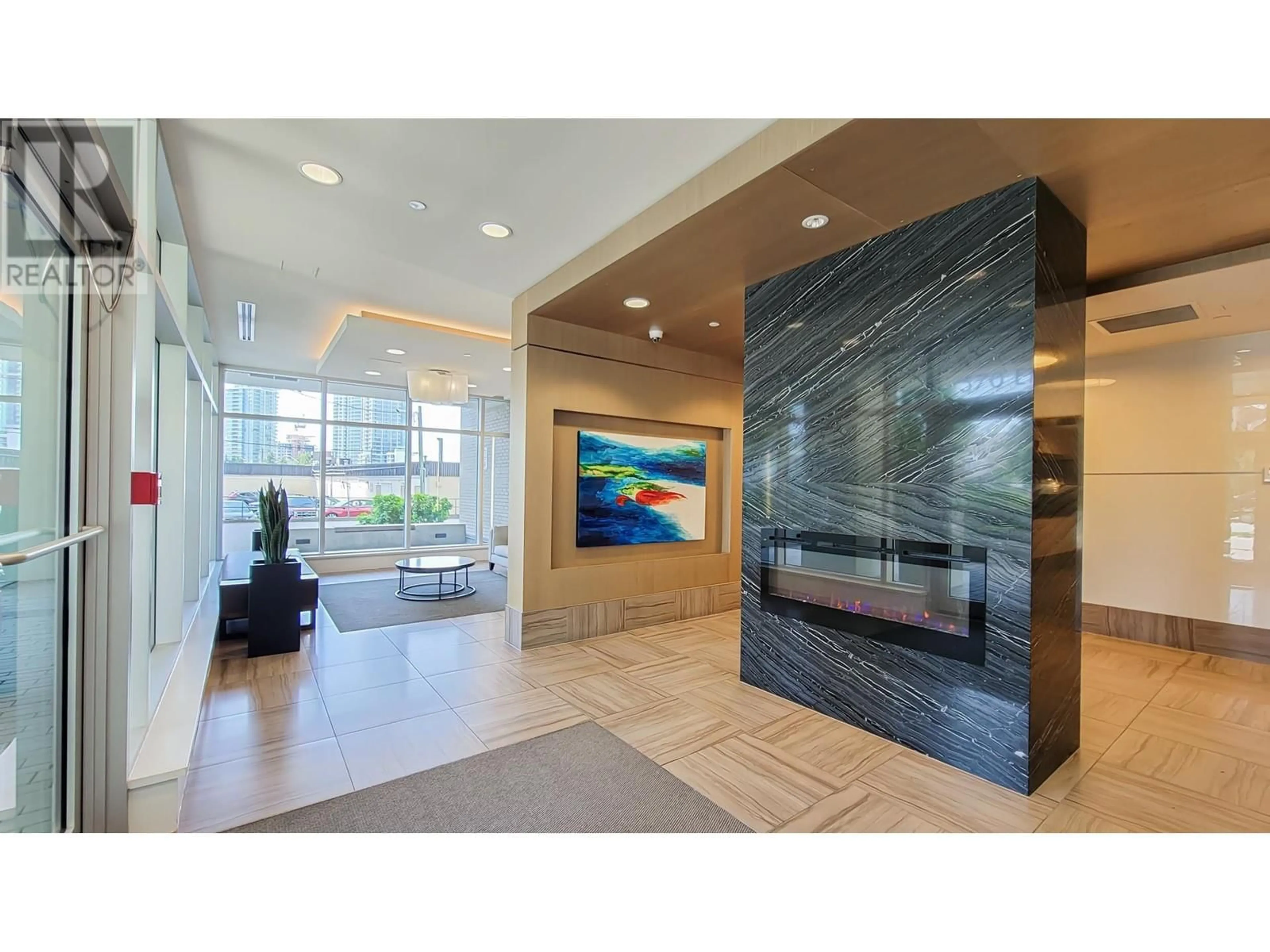 Lobby for 2001 - 570 EMERSON STREET, Coquitlam British Columbia V3J0G3