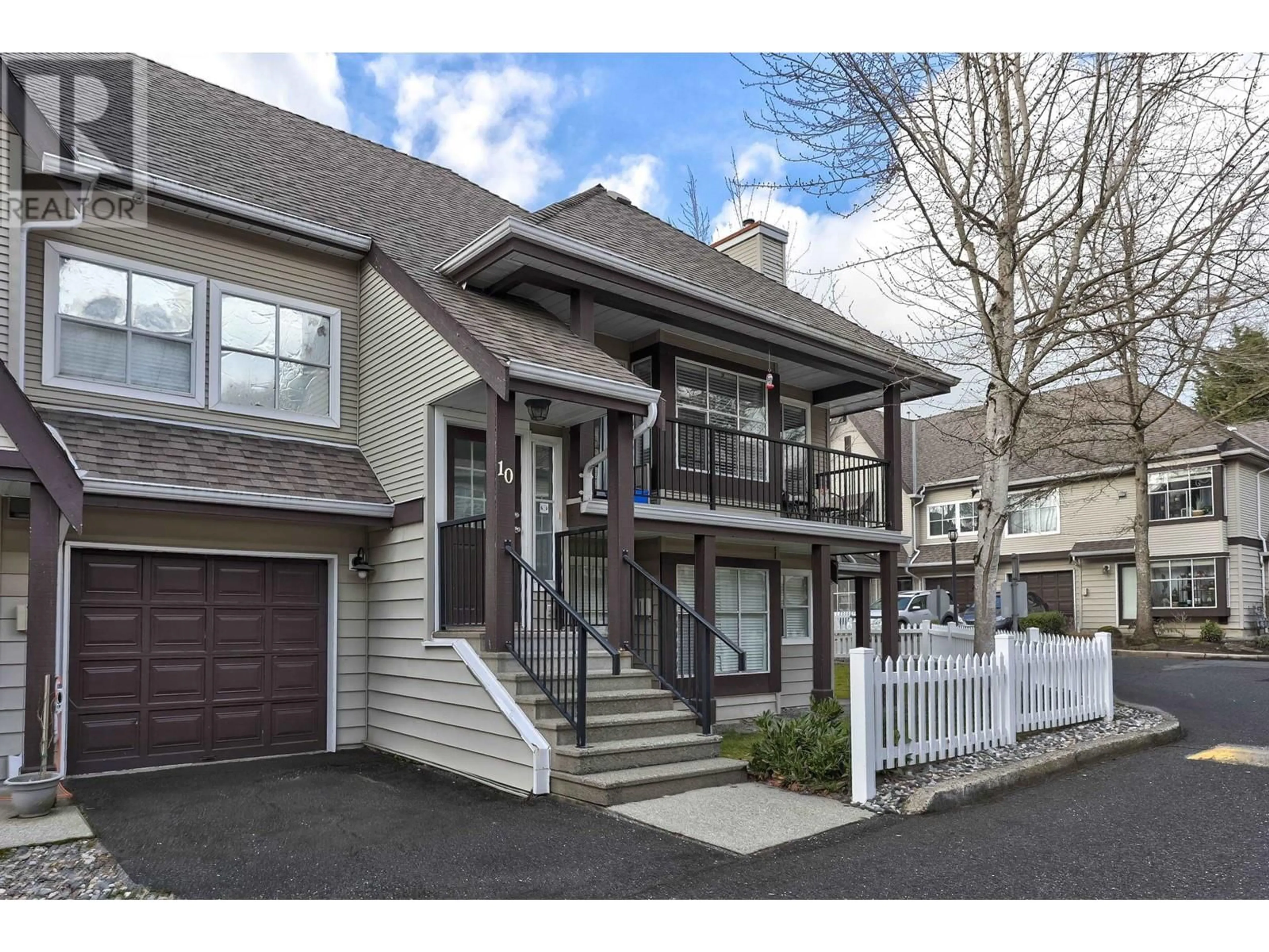 Home with vinyl exterior material, street for 10 - 12099 237 STREET, Maple Ridge British Columbia V4R2C3