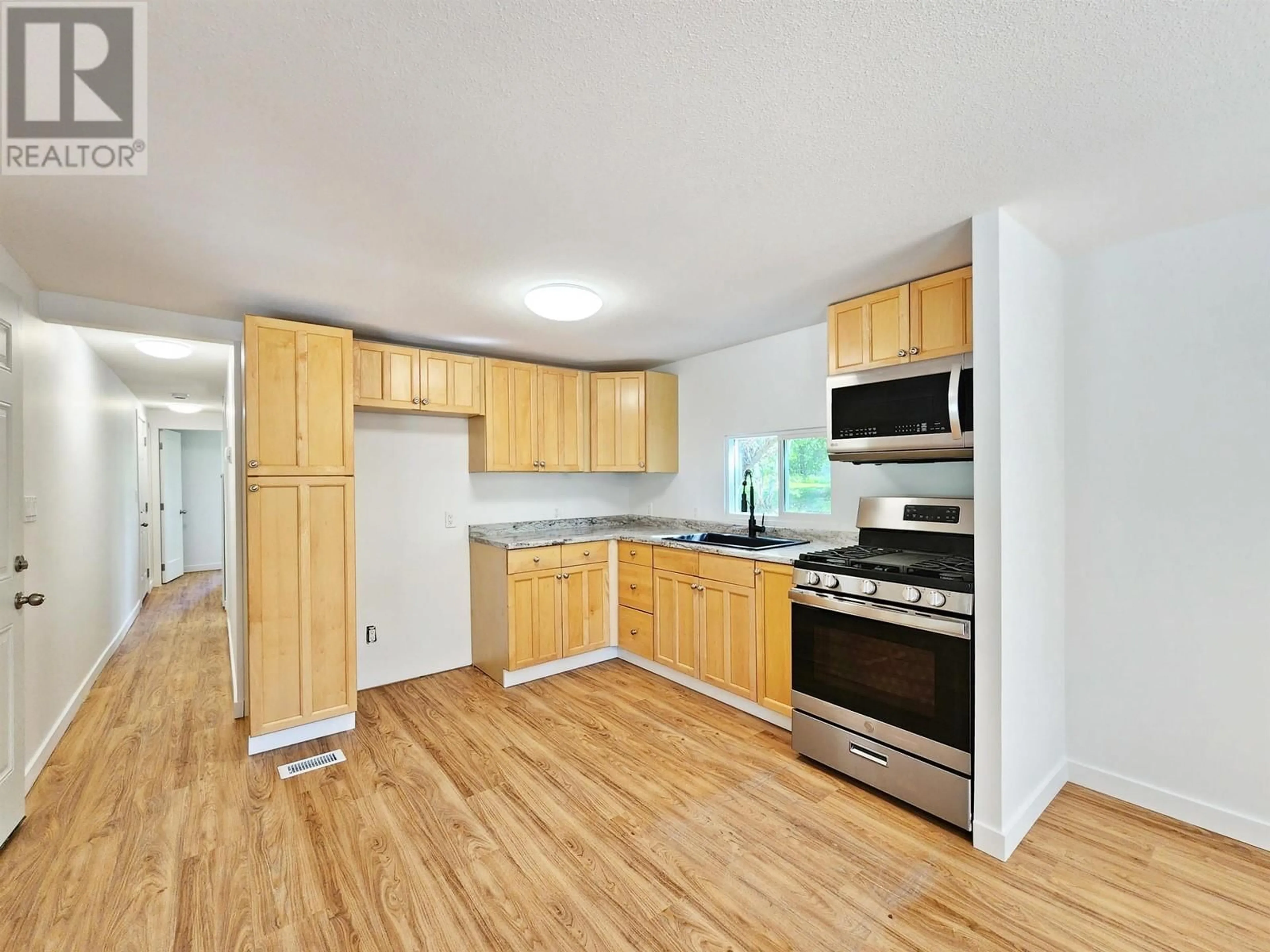 Standard kitchen, unknown for 3123 KEITH ROAD, Quesnel British Columbia V2J6K6