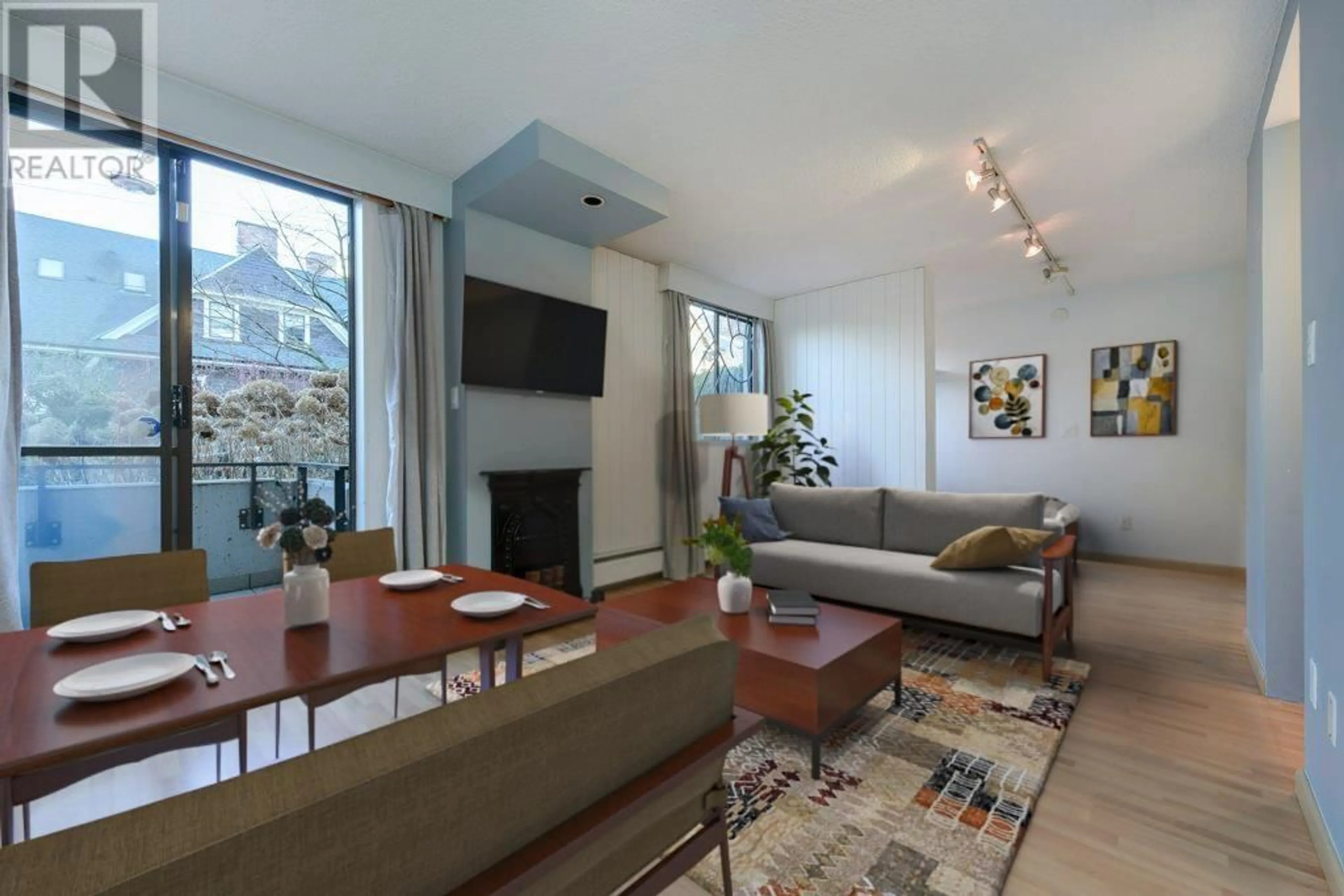 Living room with furniture, unknown for 102 - 1108 NICOLA STREET, Vancouver British Columbia V6G2E2