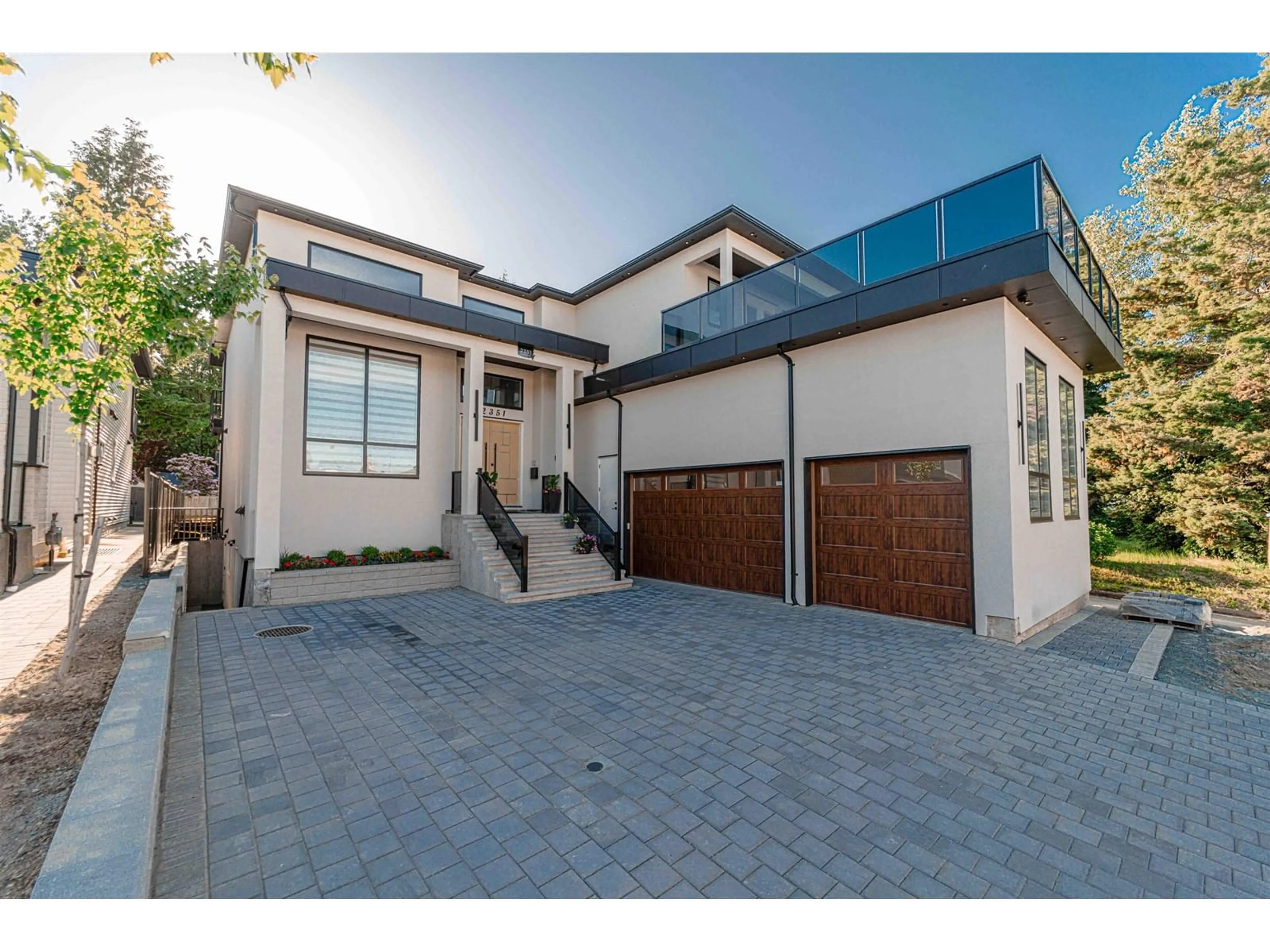 Home with brick exterior material, street for 2351 LOBBAN, Abbotsford British Columbia V2S3W2