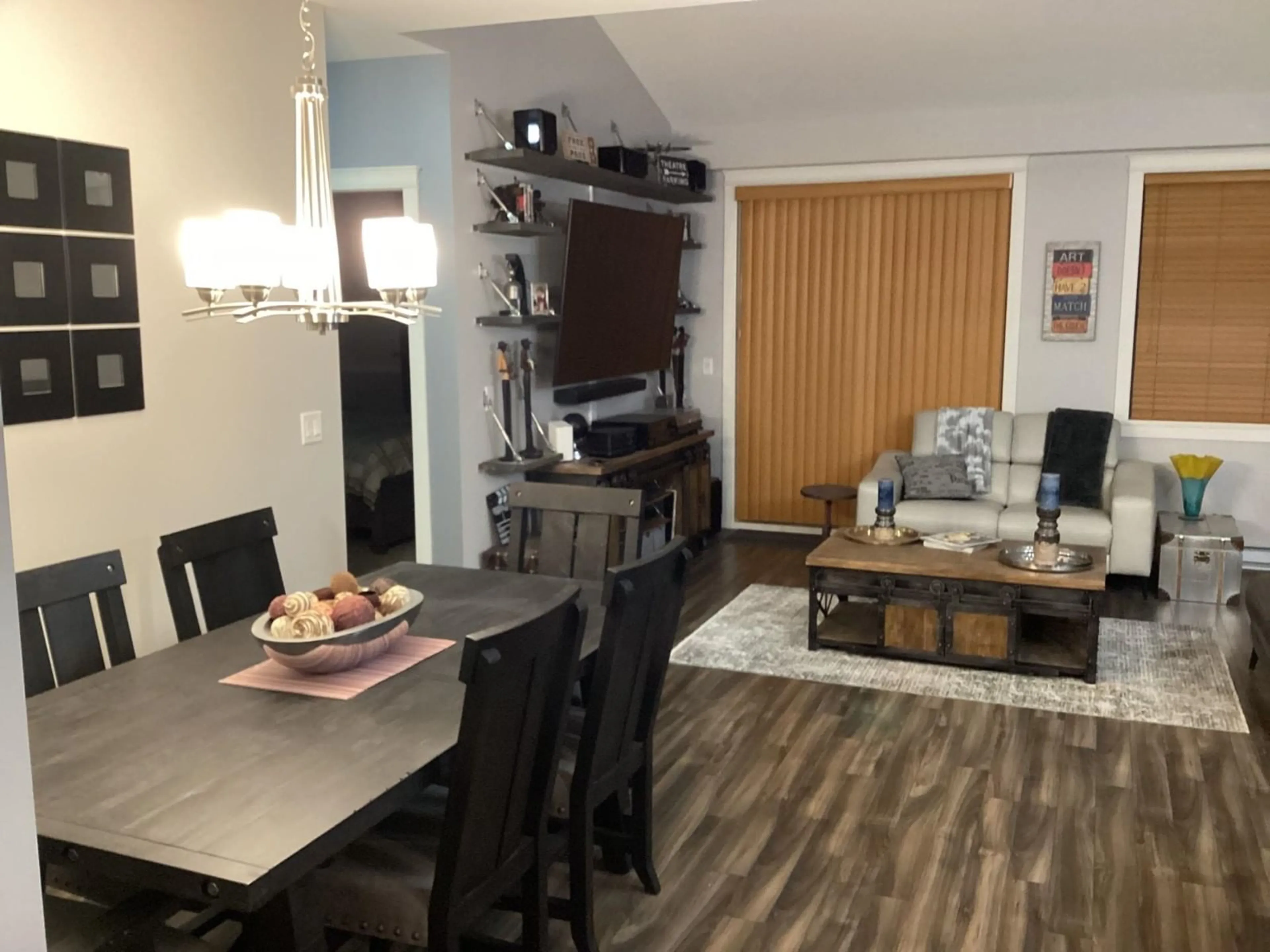 Living room with furniture, wood/laminate floor for B519 - 8218 207A, Langley British Columbia V2Y0Y1