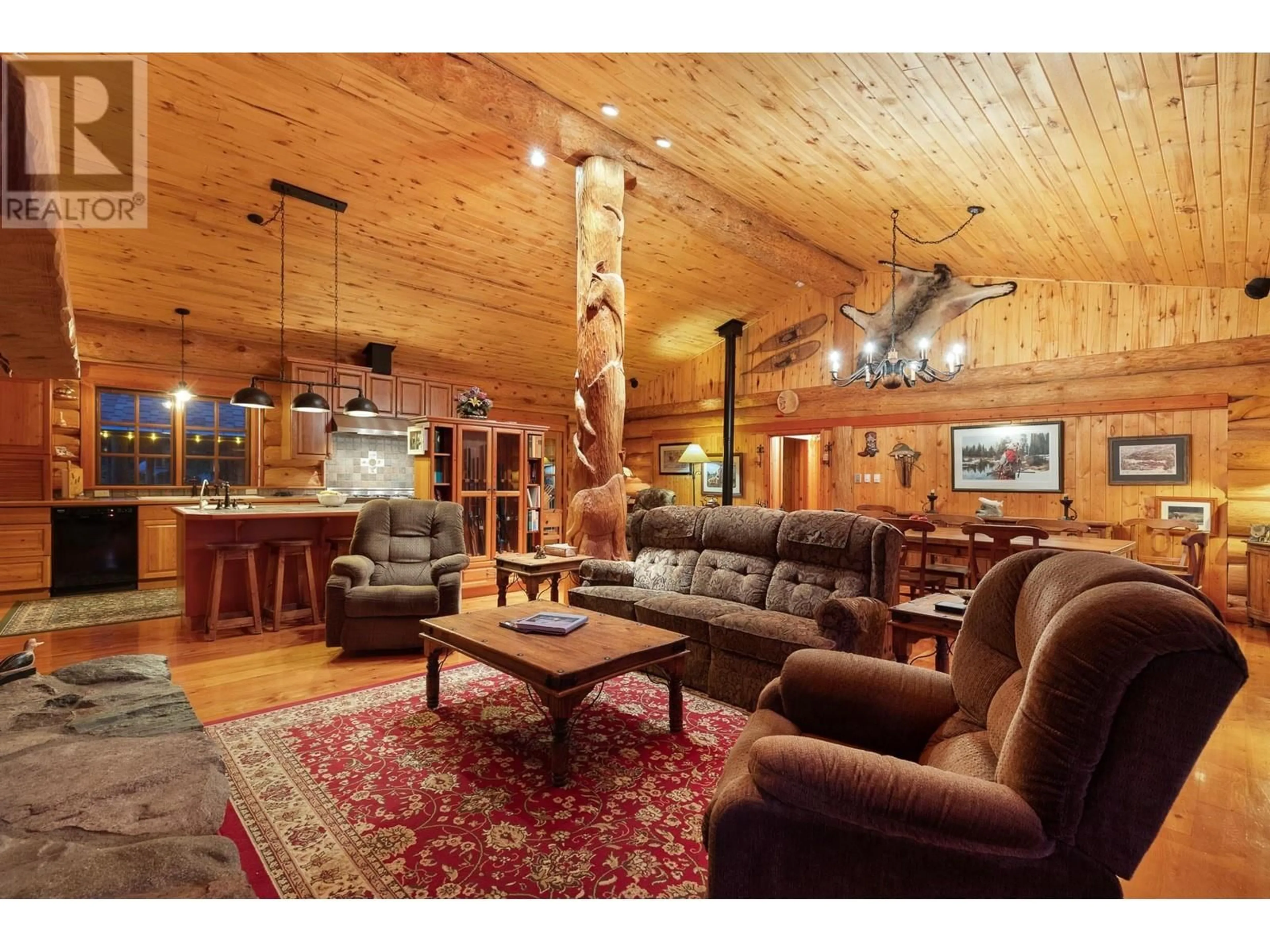 Lobby for 2313 CHARLOTTE LAKE ROAD, No City Value British Columbia V0L1R0