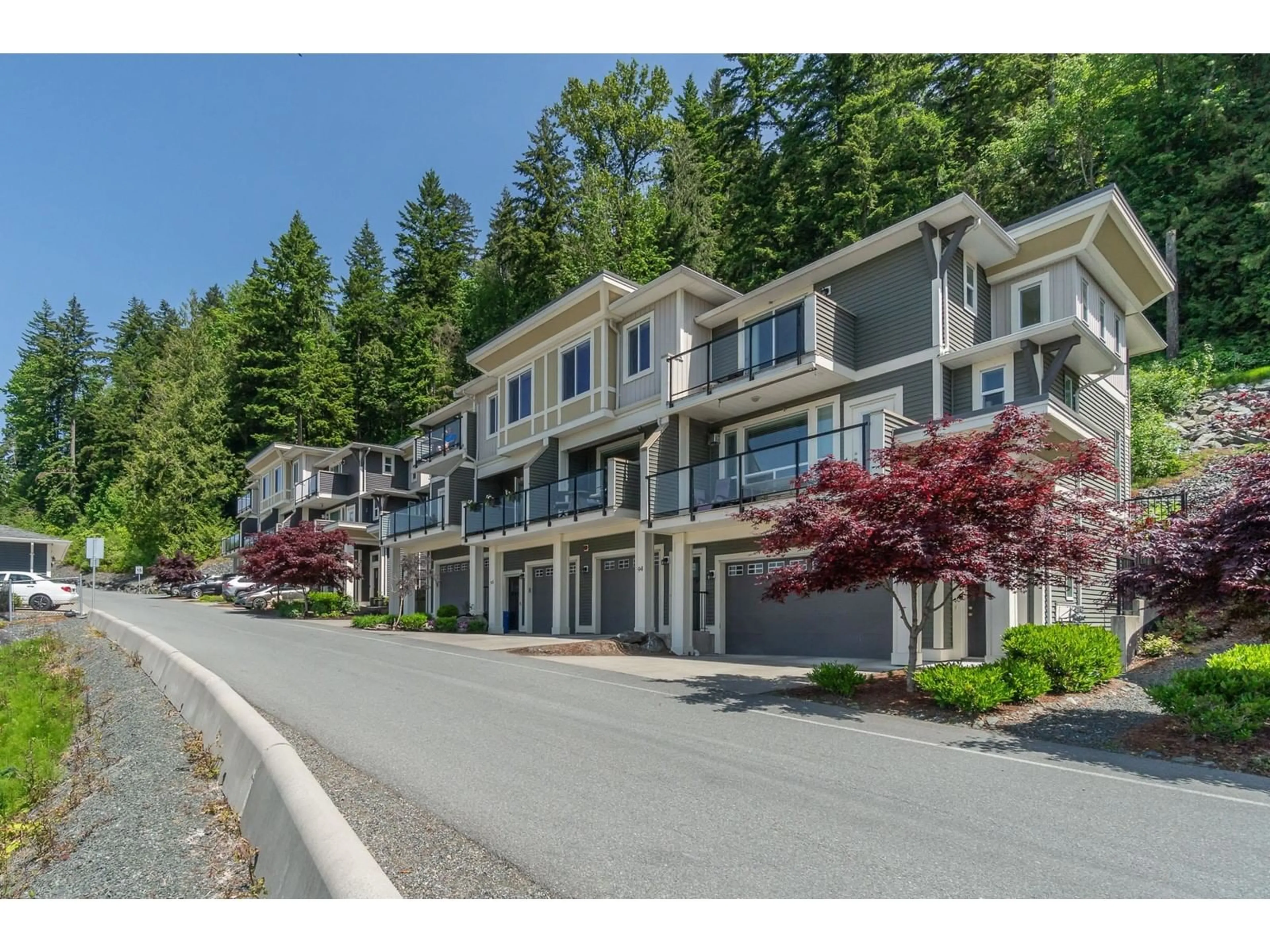 A pic from outside/outdoor area/front of a property/back of a property/a pic from drone, unknown for 94 - 6026 LINDEMAN STREET, Chilliwack British Columbia V2R0W1