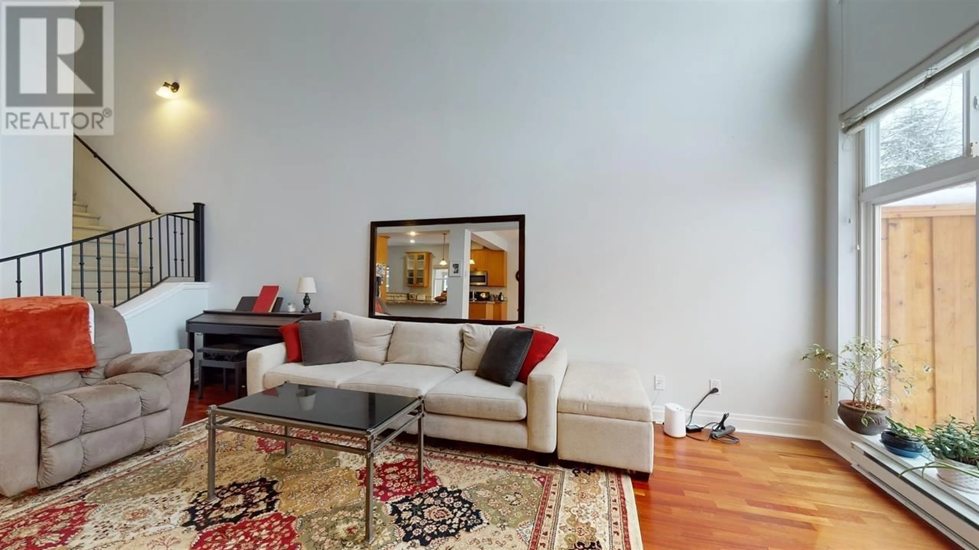 Living room with furniture, unknown for 21 - 40750 TANTALUS ROAD, Squamish British Columbia V8B0L4
