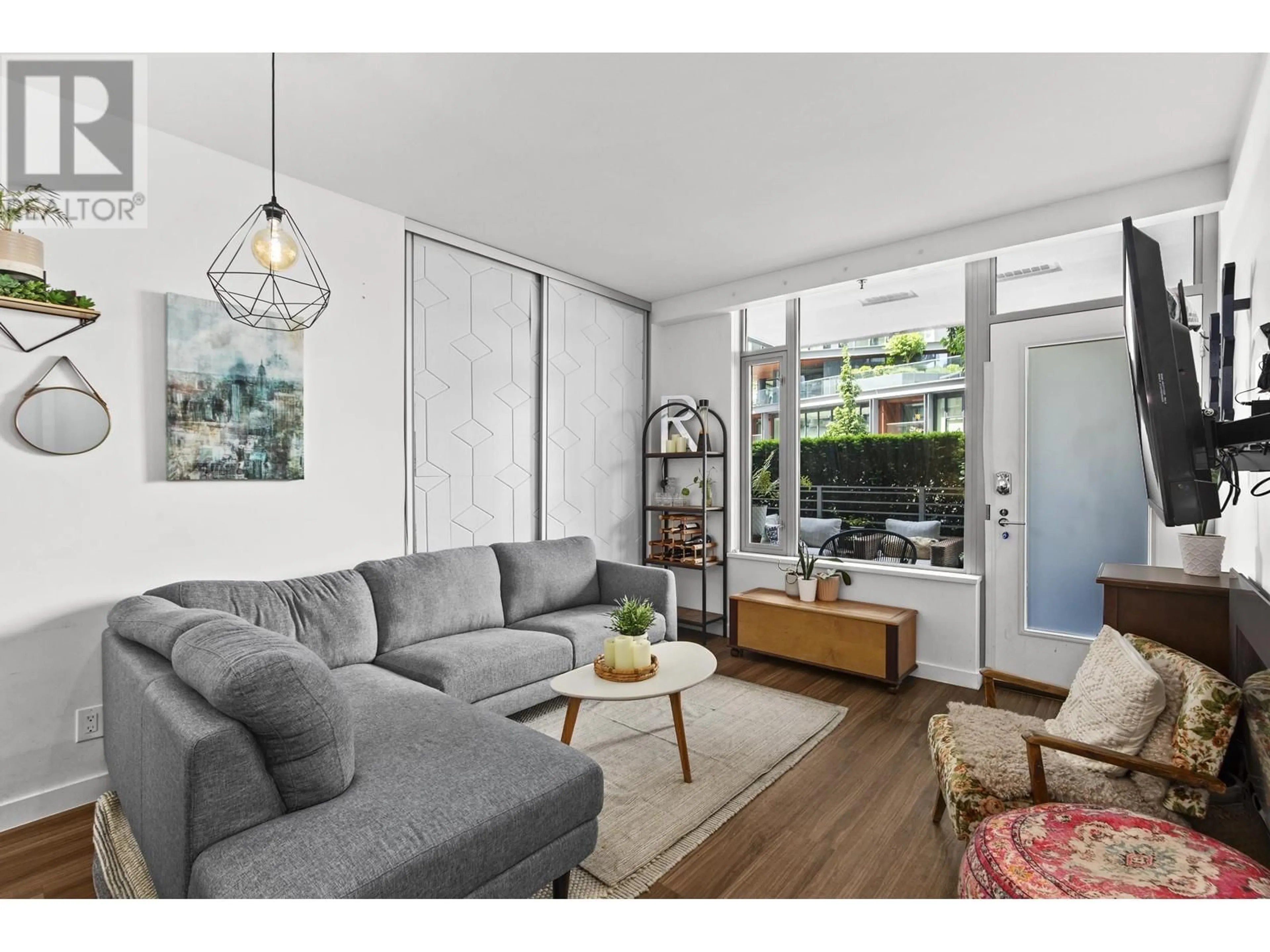 Living room with furniture, unknown for 101 - 1661 QUEBEC STREET, Vancouver British Columbia V6A0H2