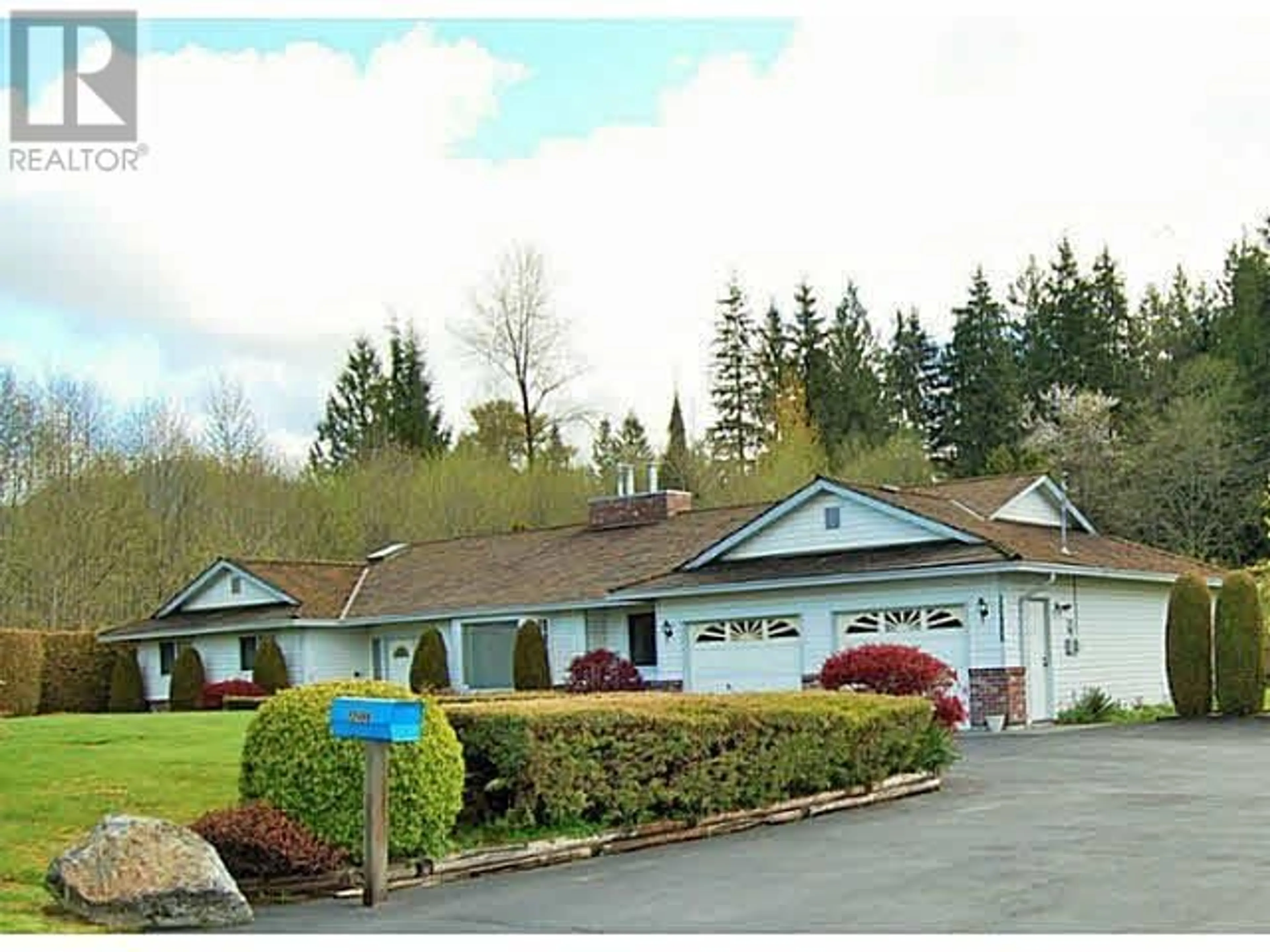 A pic from outside/outdoor area/front of a property/back of a property/a pic from drone, mountain view for 12486 256TH STREET, Maple Ridge British Columbia V4R1C1