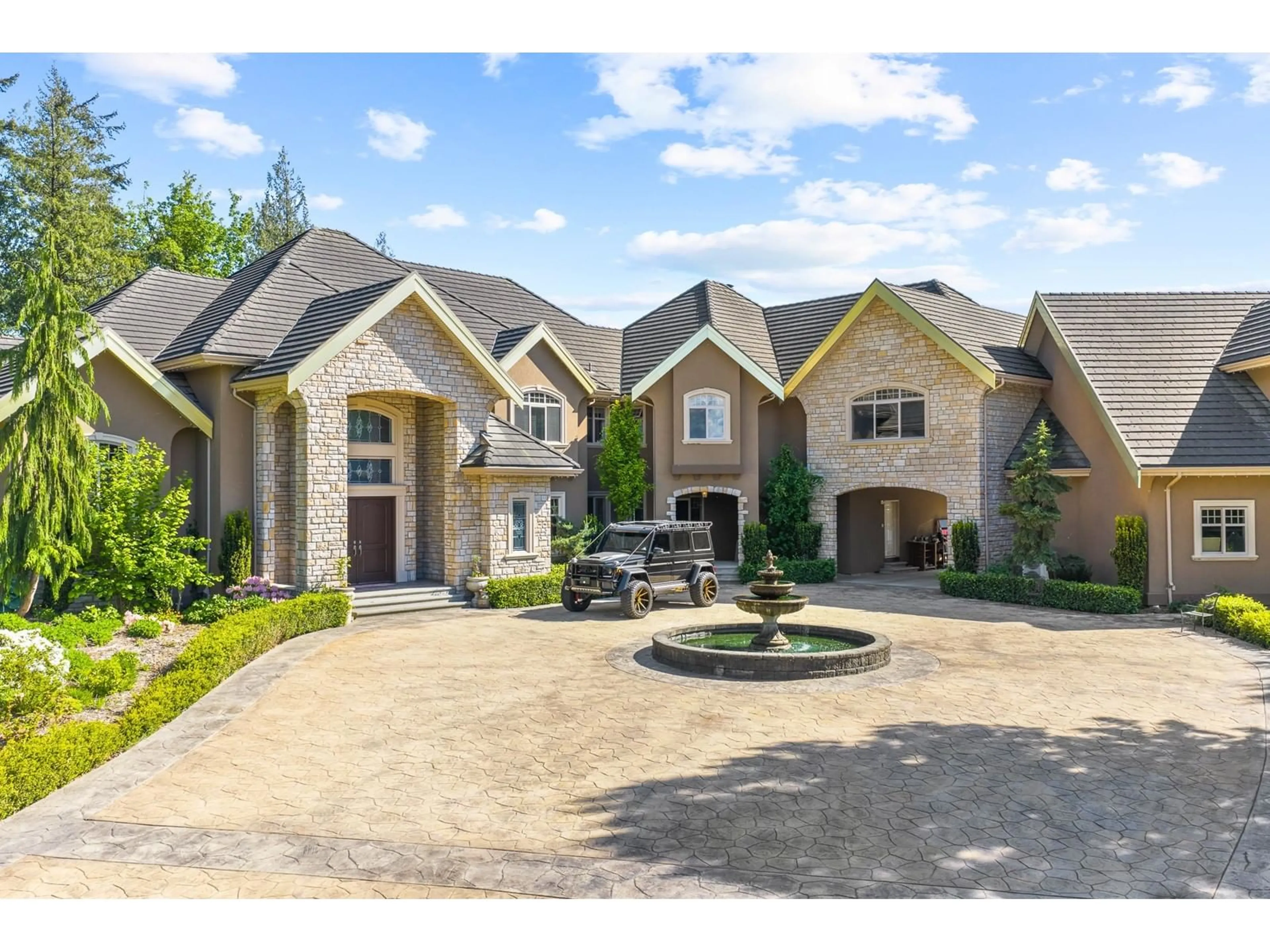 Home with brick exterior material, street for 32288 KING, Abbotsford British Columbia V2T5Z5