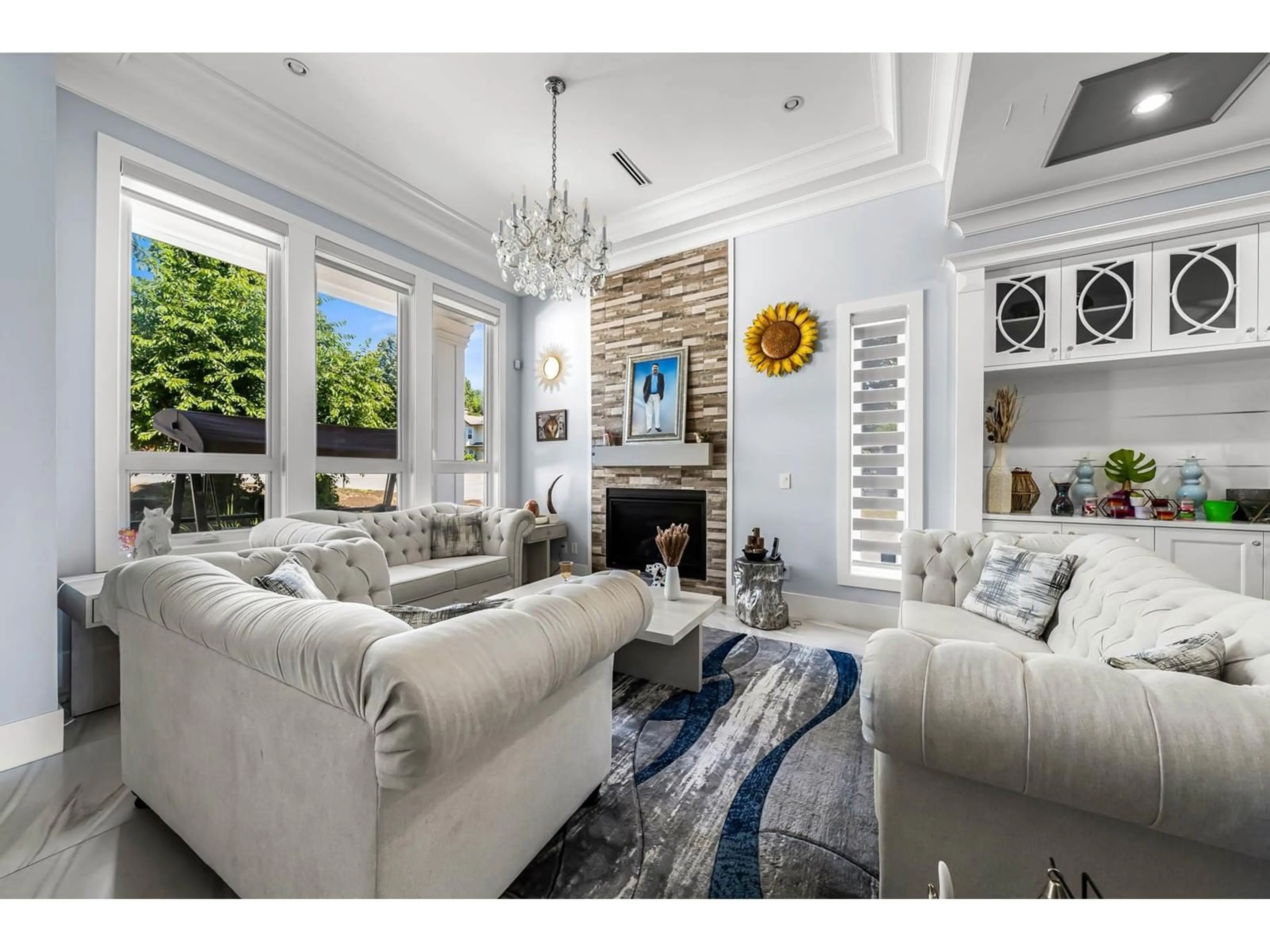 Living room with furniture, unknown for 14292 69, Surrey British Columbia V3W2H7