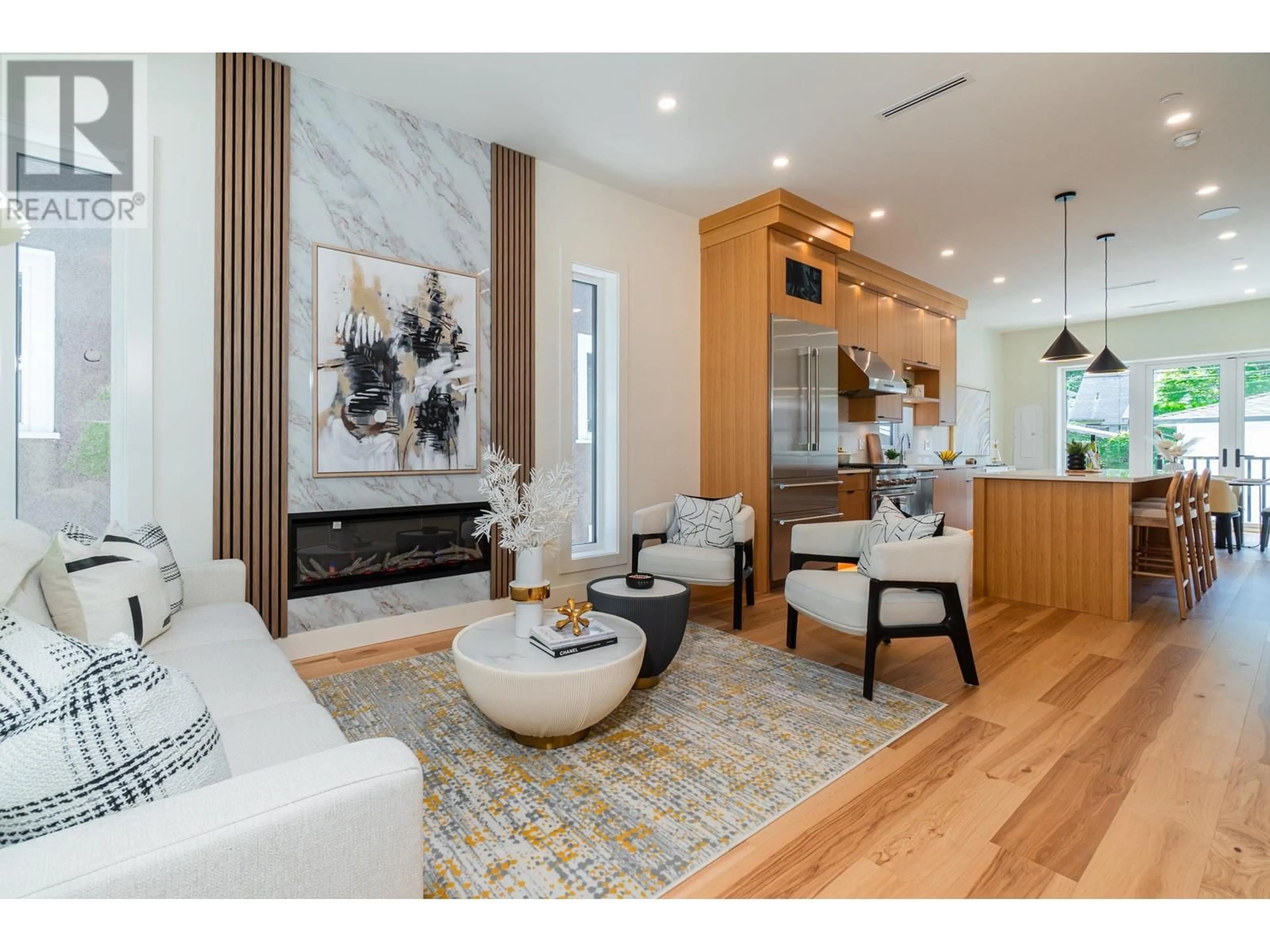 Unknown for 3338 14TH AVENUE, Vancouver British Columbia V6R2V8