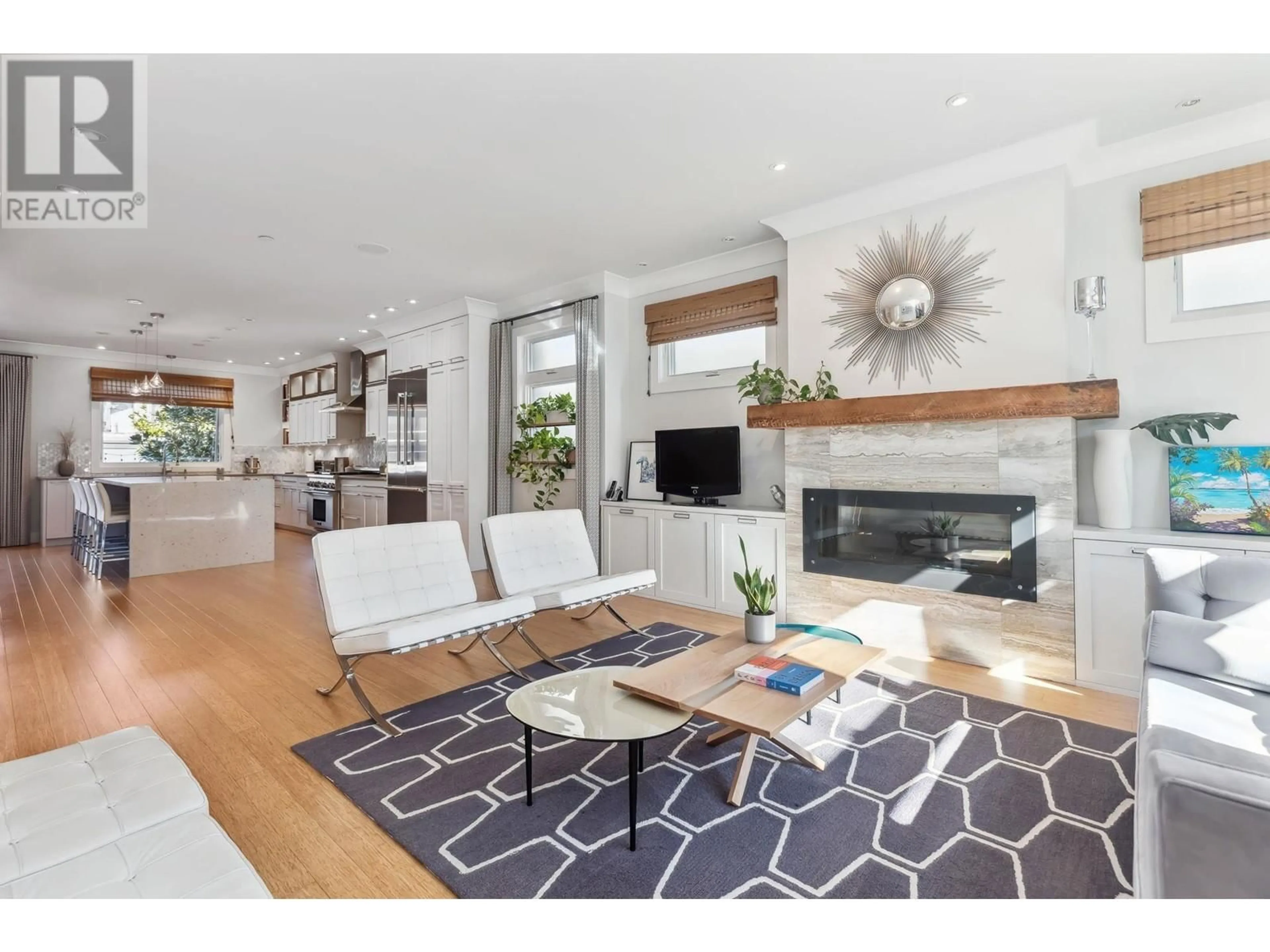 Unknown for 3963 20TH AVENUE, Vancouver British Columbia V6S1G3