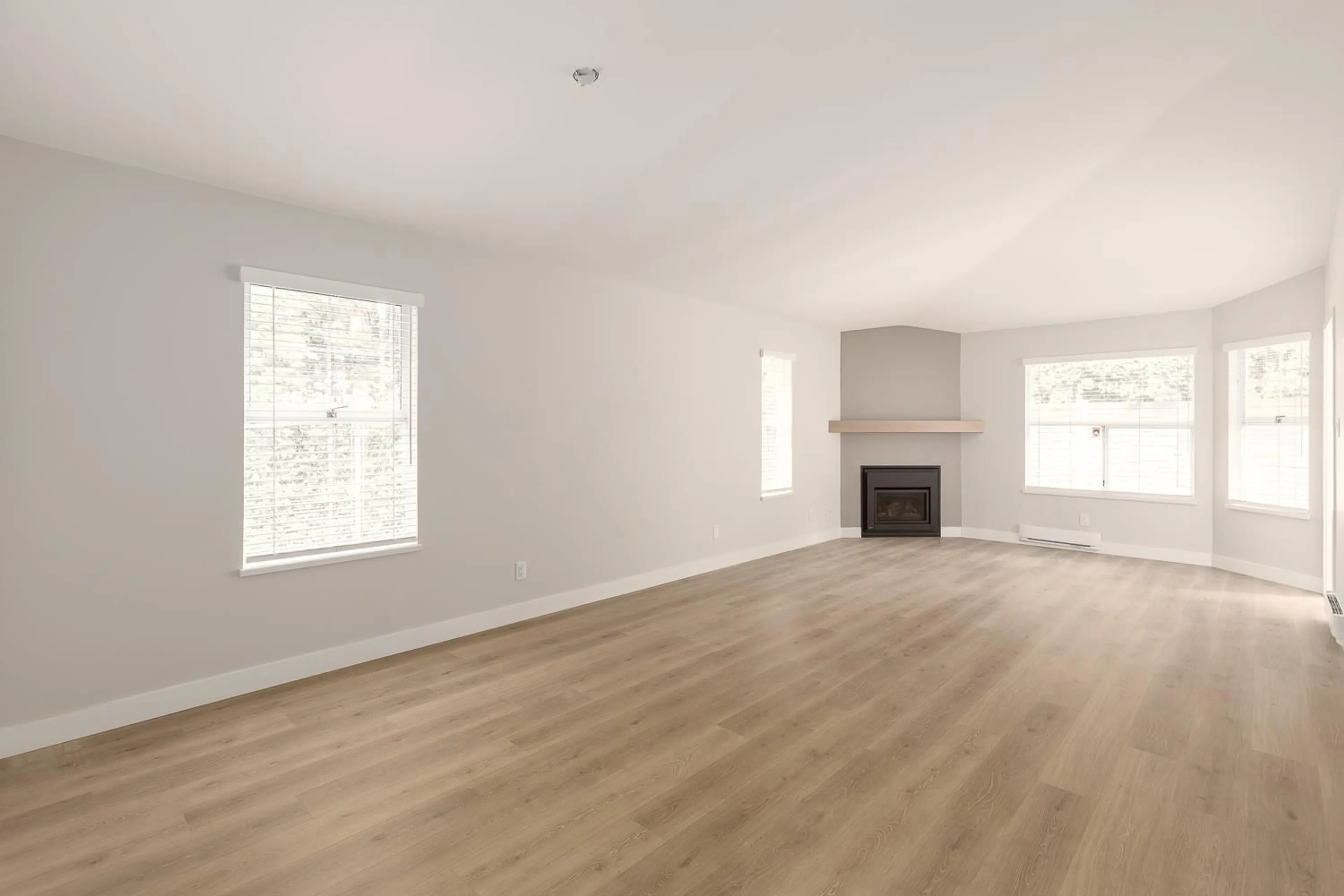 A pic of a room for 46 - 6537 138, Surrey British Columbia V3W5G5