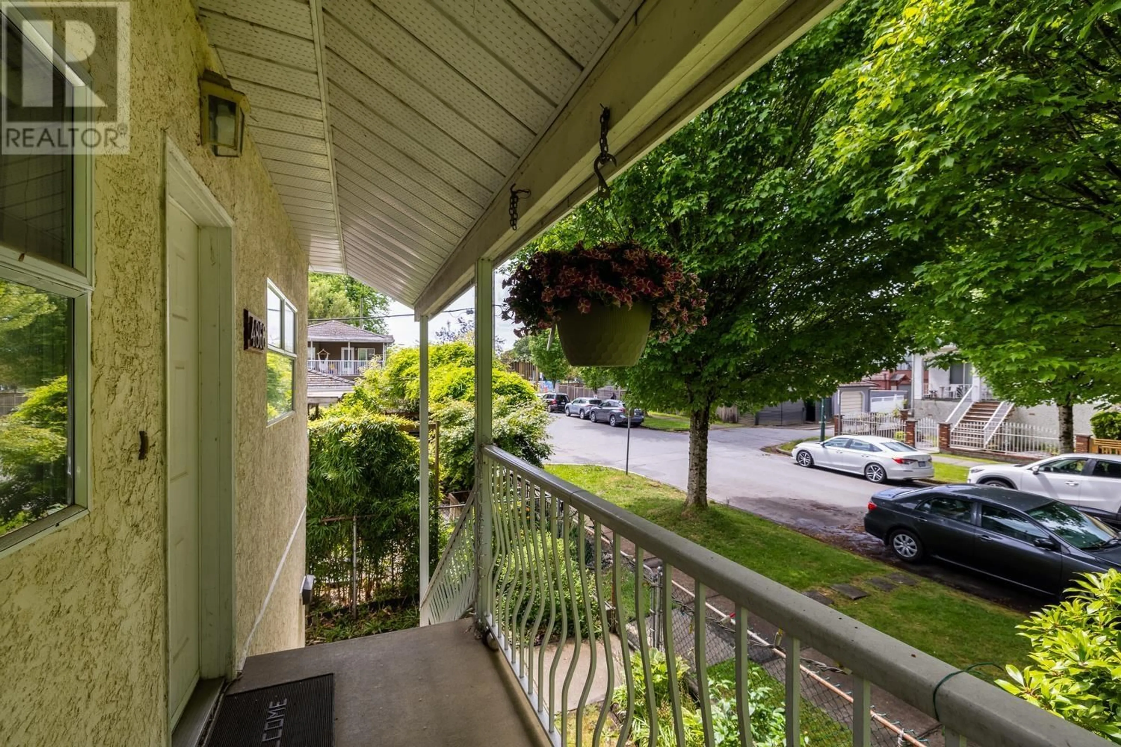 Patio, street for 4866 JAMES STREET, Vancouver British Columbia V5V3J4