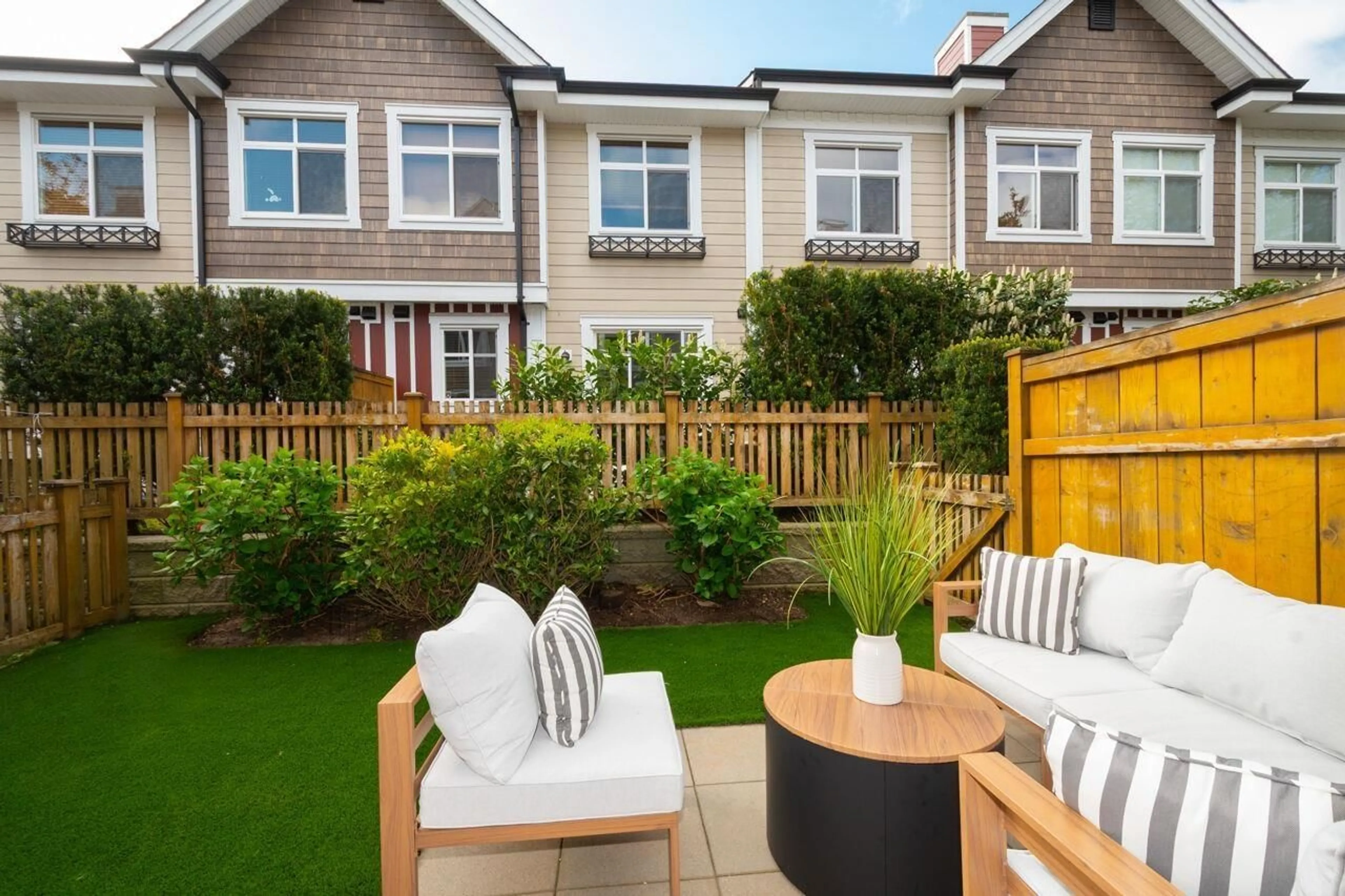 Patio, street for 138 - 20738 84, Langley British Columbia V2Y0J6
