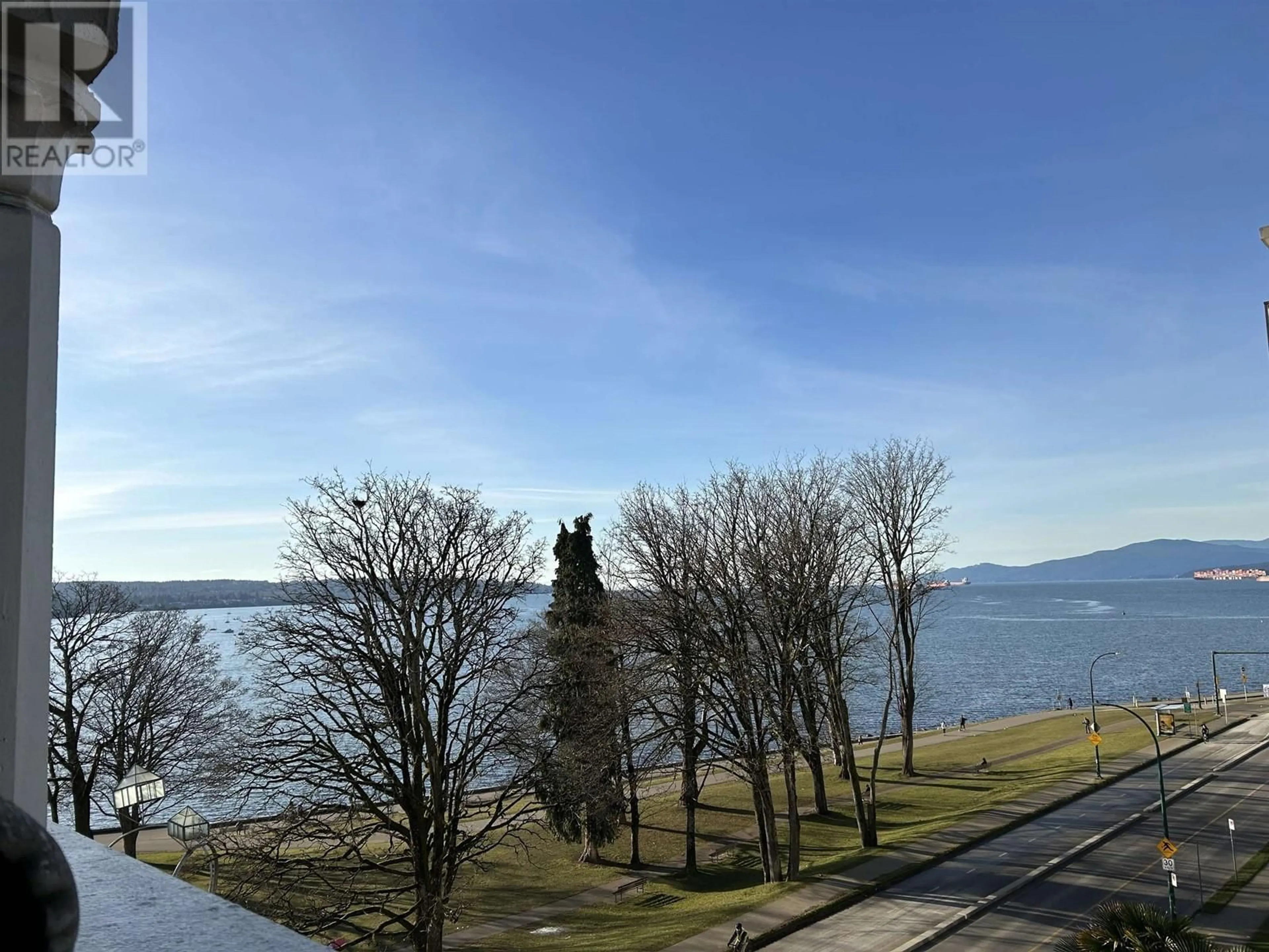 A pic from outside/outdoor area/front of a property/back of a property/a pic from drone, water/lake/river/ocean view for 50 - 1386 NICOLA STREET, Vancouver British Columbia V6G2G2