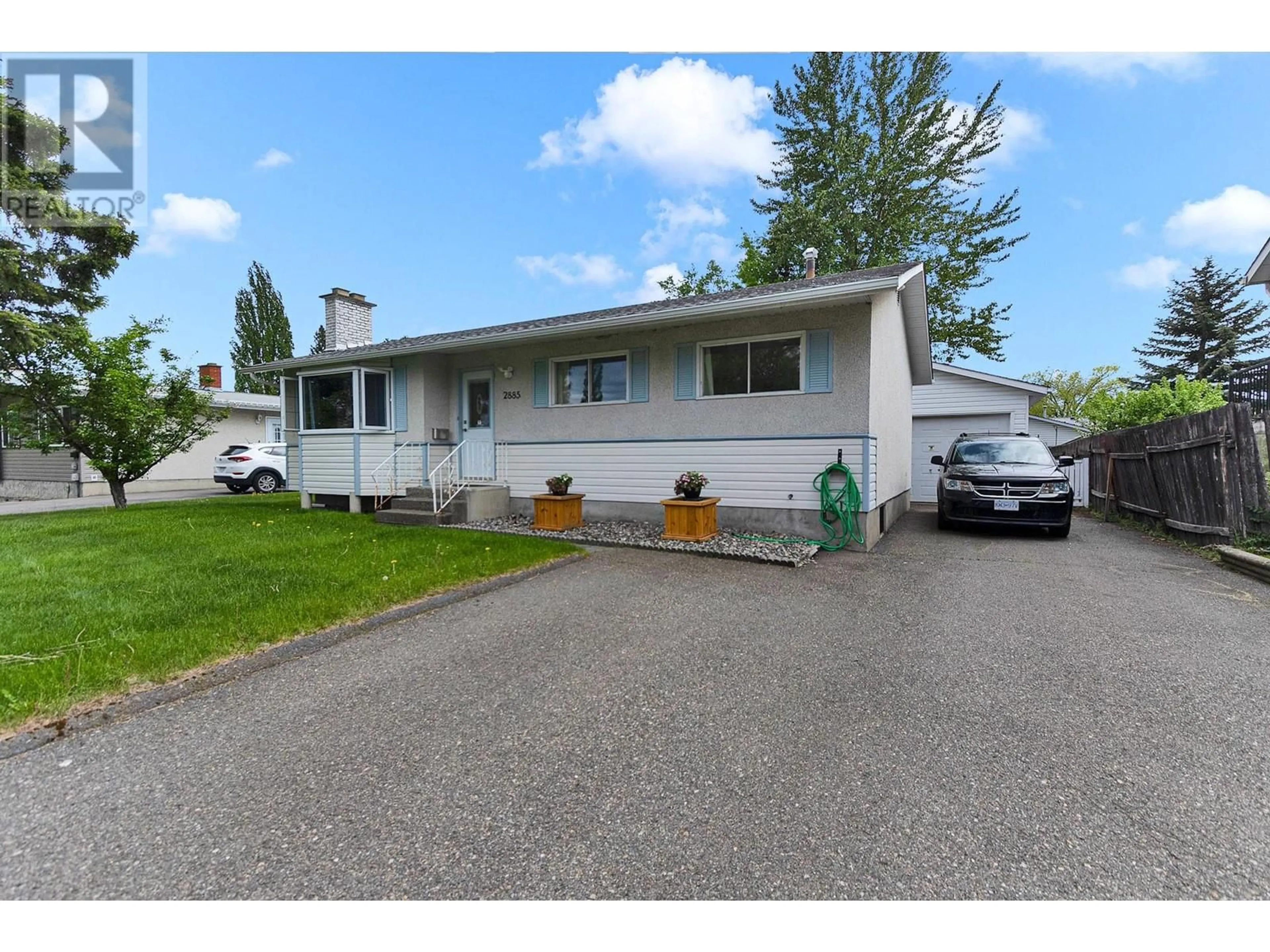 Home with vinyl exterior material, street for 2885 ATHLONE AVENUE, Prince George British Columbia V2N1G1