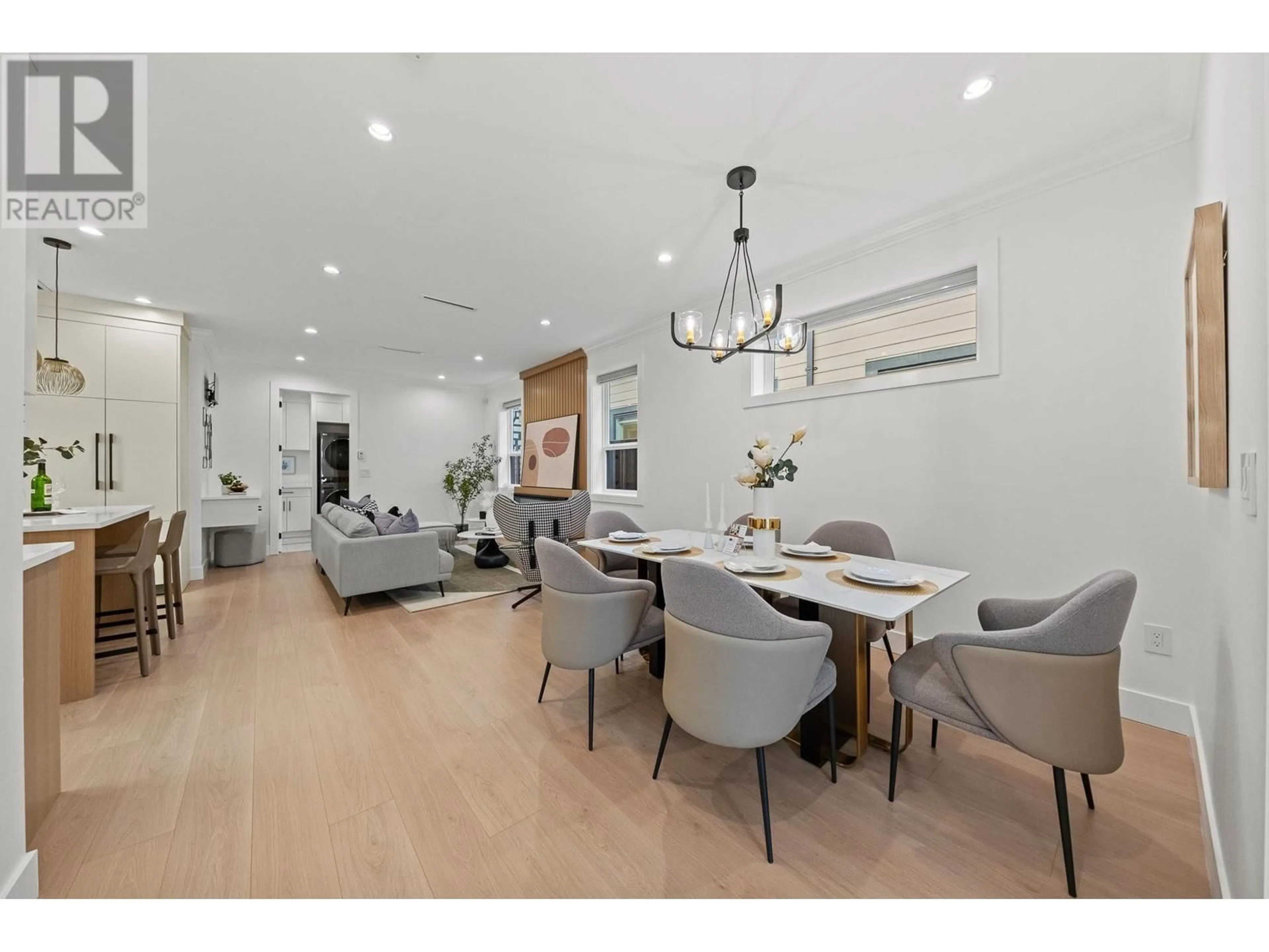 Dining room, wood/laminate floor for 7220 RAILWAY AVENUE, Richmond British Columbia V7C3J8