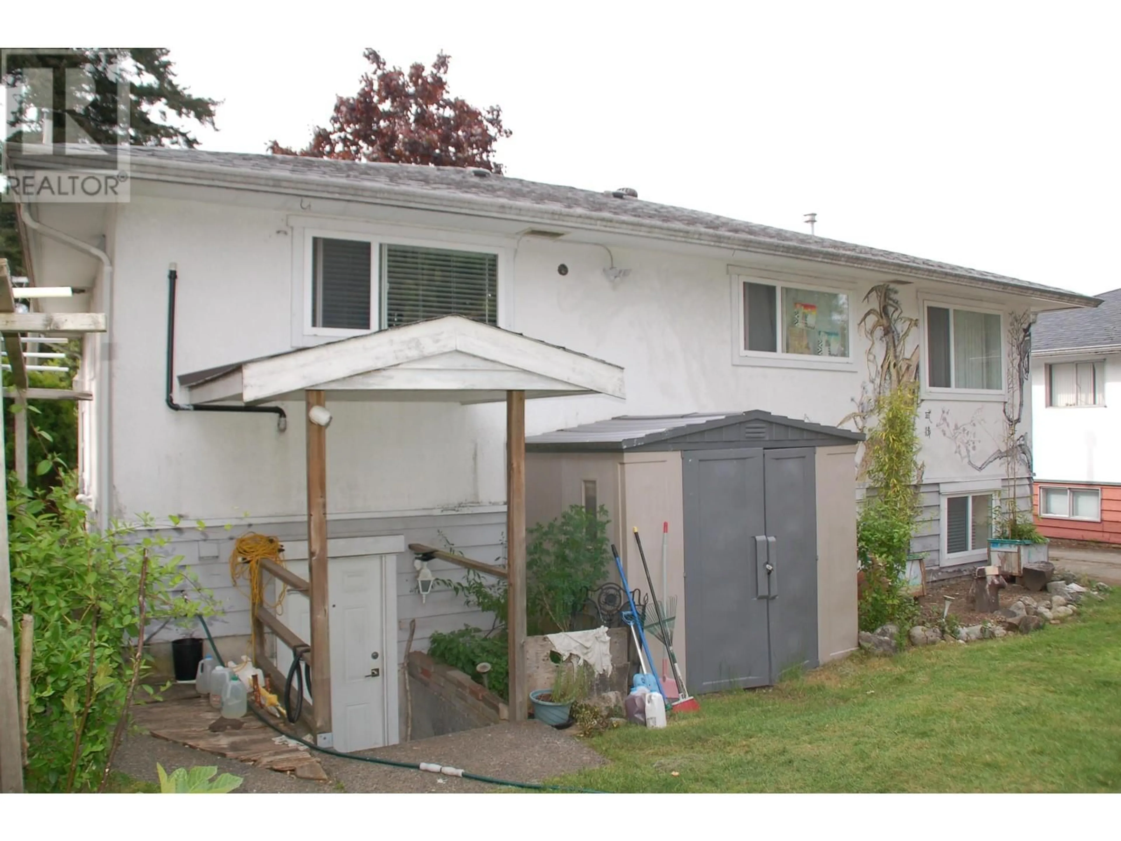 Home with vinyl exterior material, street for 7774 ROSEWOOD STREET, Burnaby British Columbia V5E2H1