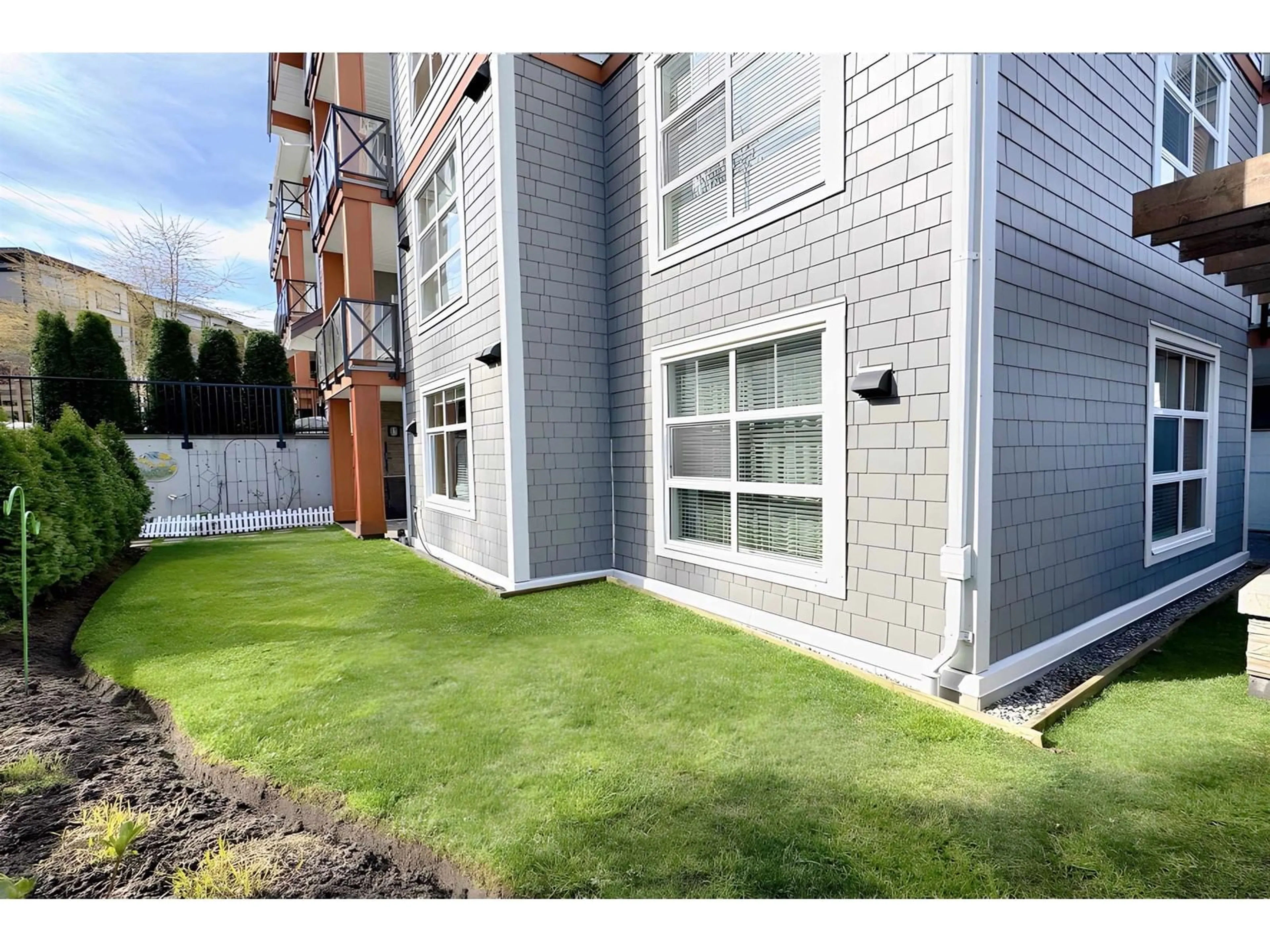 Patio, unknown for 101 - 14605 MCDOUGALL, Surrey British Columbia V4P0G7