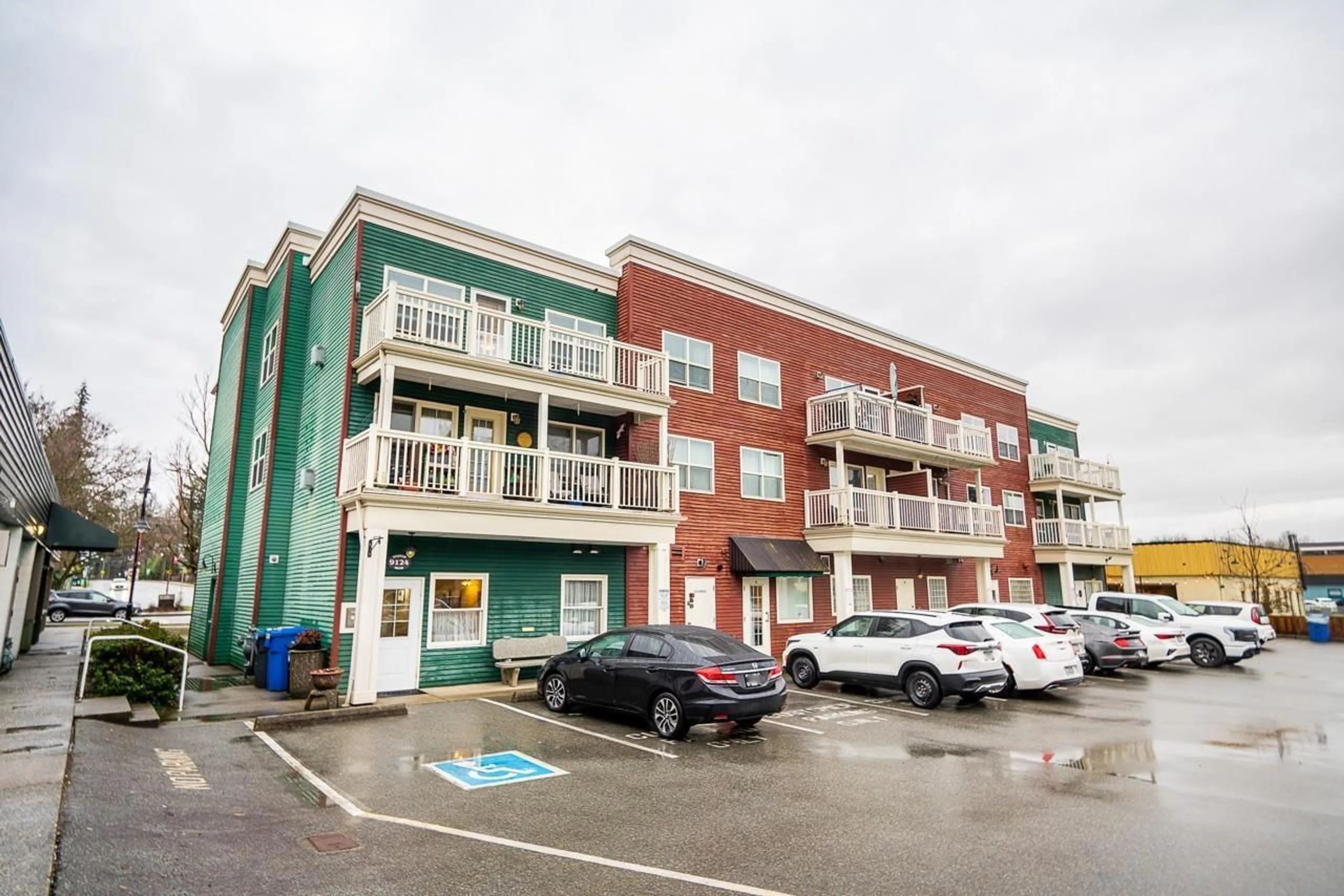 Patio, unknown for 207 - 9124 GLOVER, Langley British Columbia V1M2R9