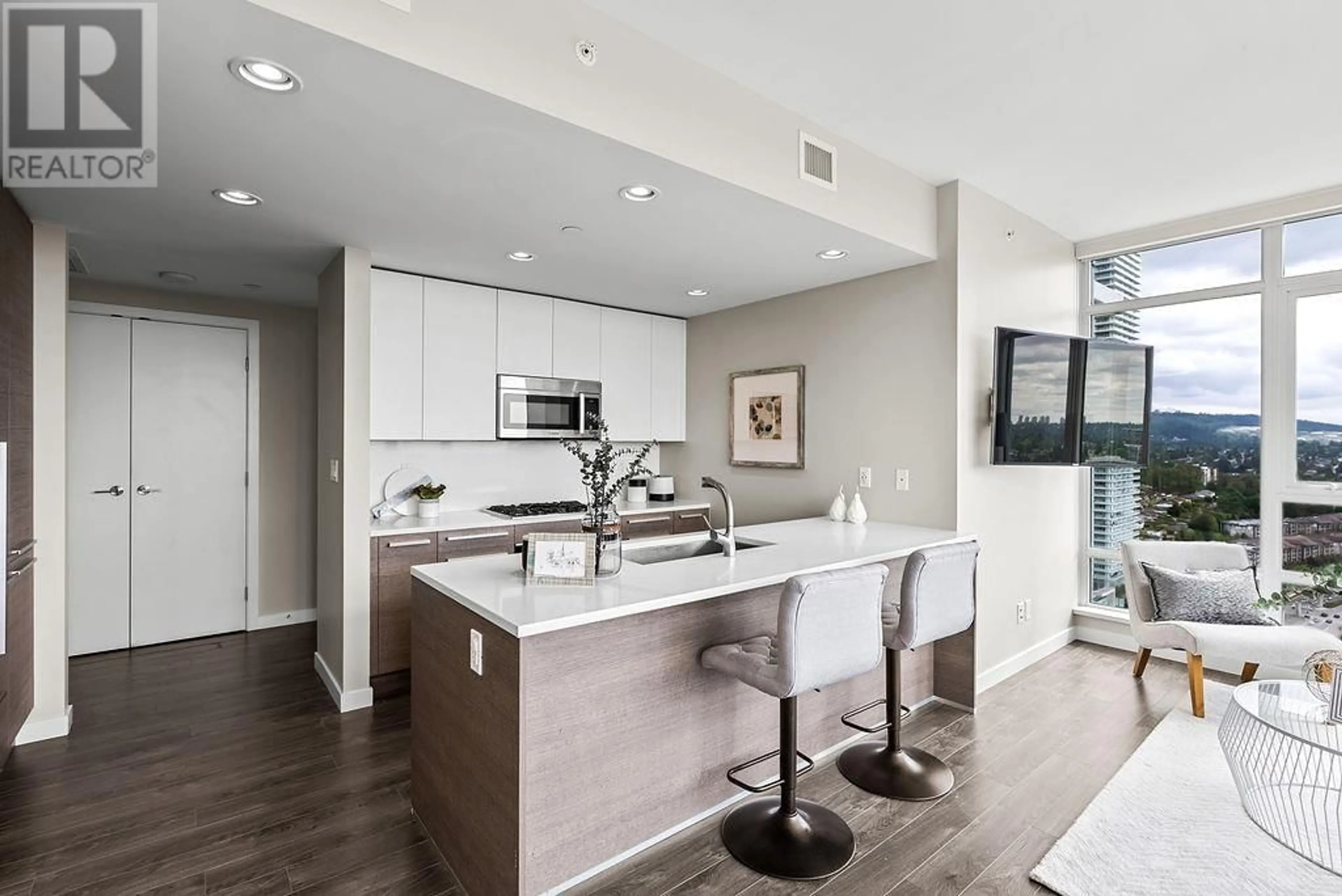Open concept kitchen, unknown for 2408 - 4485 SKYLINE DRIVE, Burnaby British Columbia V5C0J2