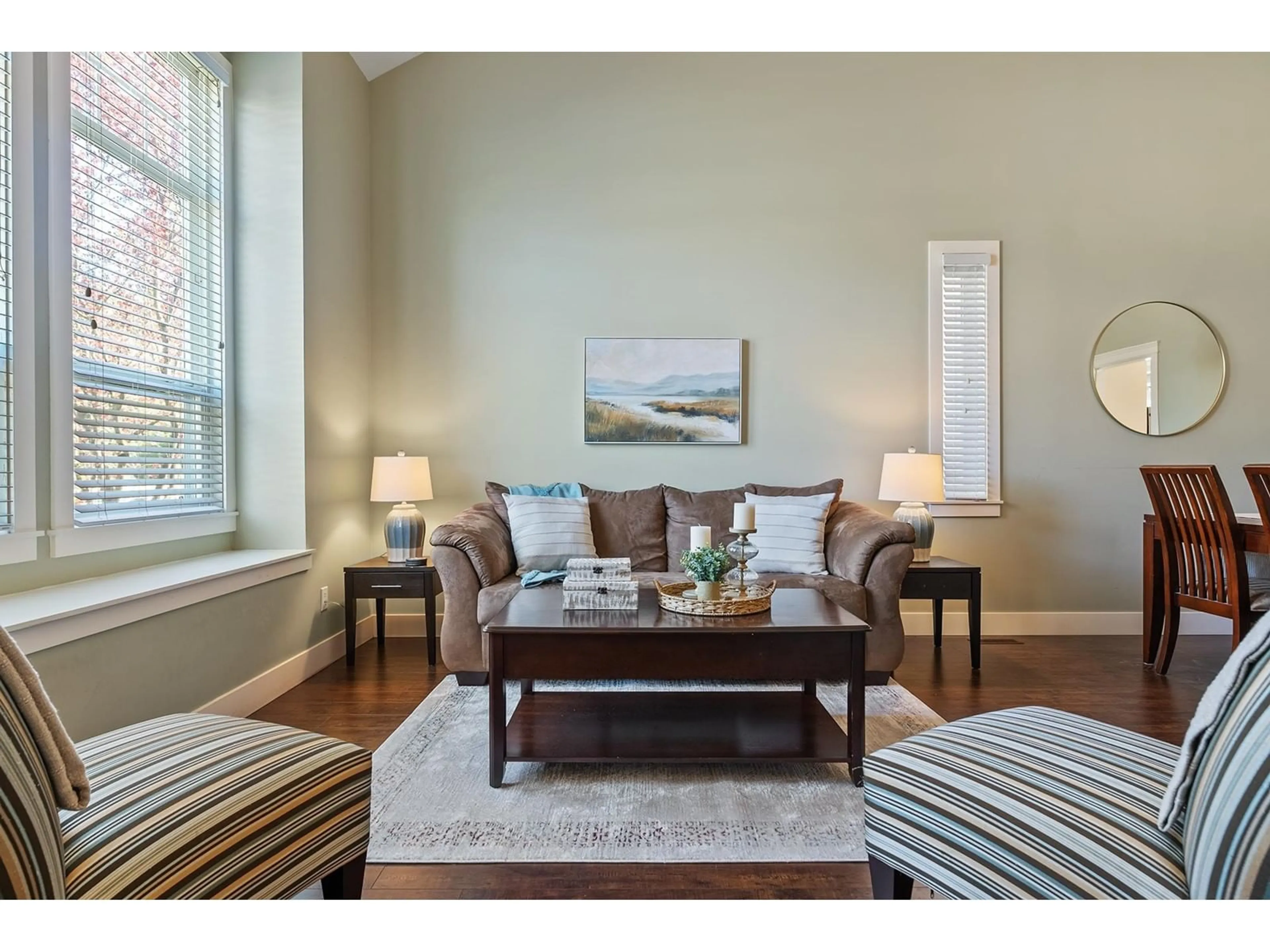 Living room with furniture, wood/laminate floor for 14586 60A, Surrey British Columbia V3S4R5