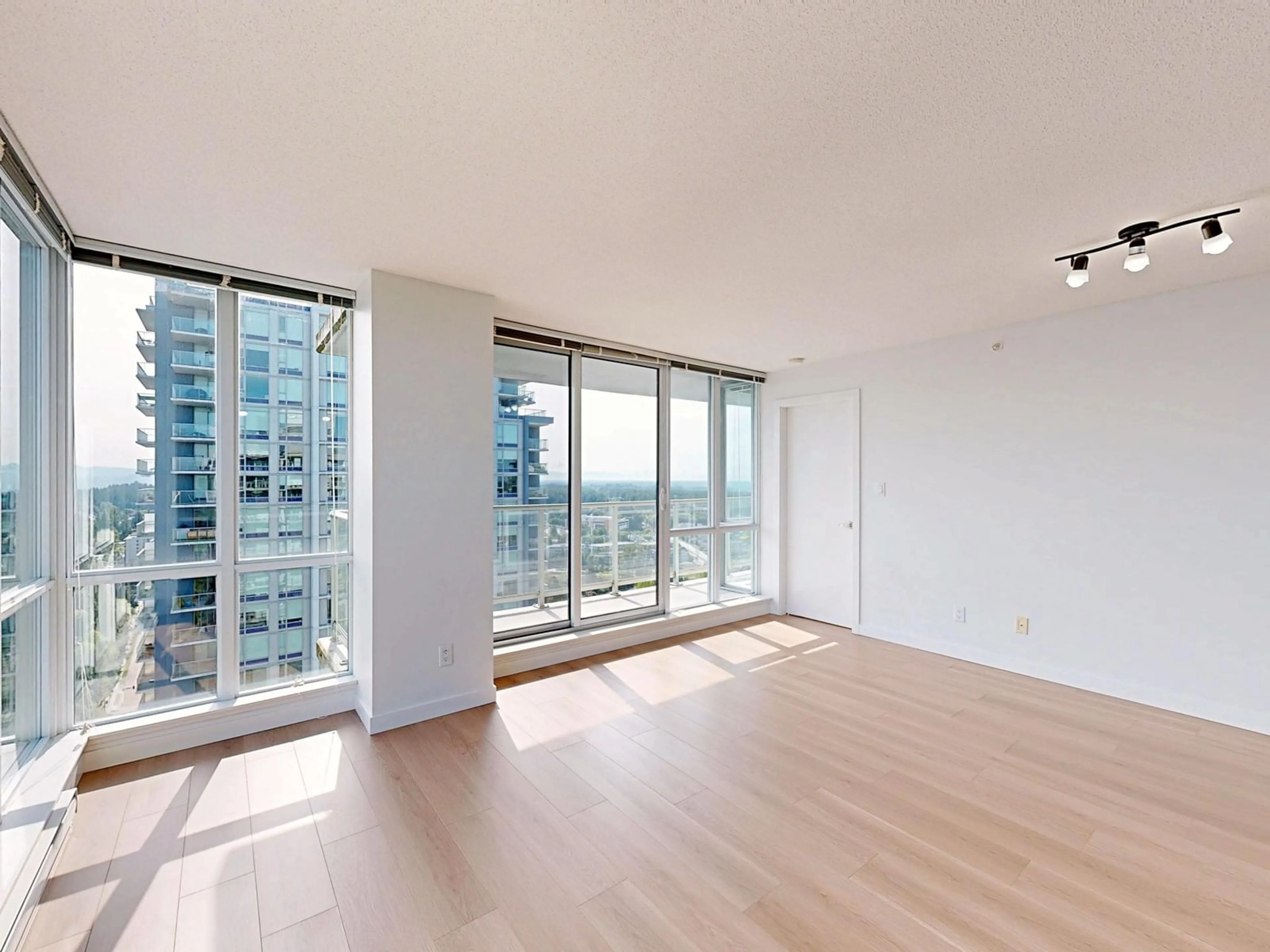 A pic of a room for 3507 - 13688 100, Surrey British Columbia V3T0G5