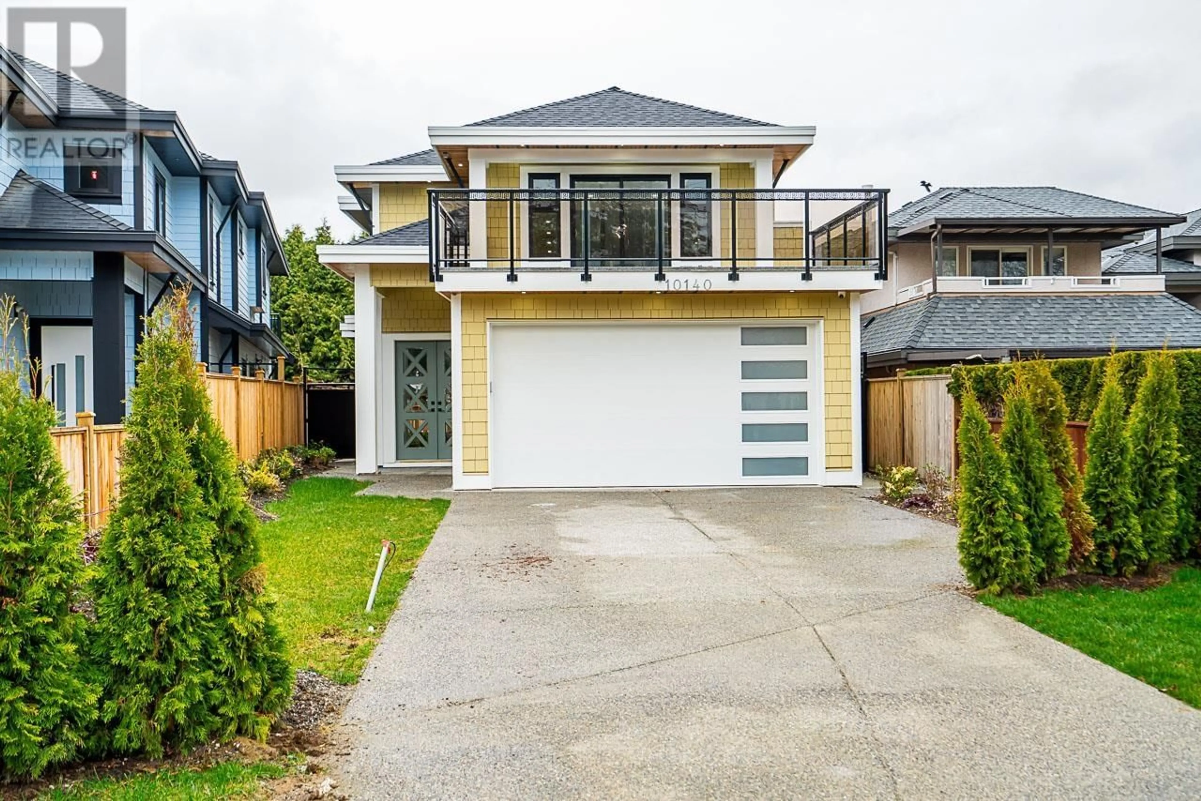 Home with vinyl exterior material, street for 10140 FINLAYSON DRIVE, Richmond British Columbia V6X1W6