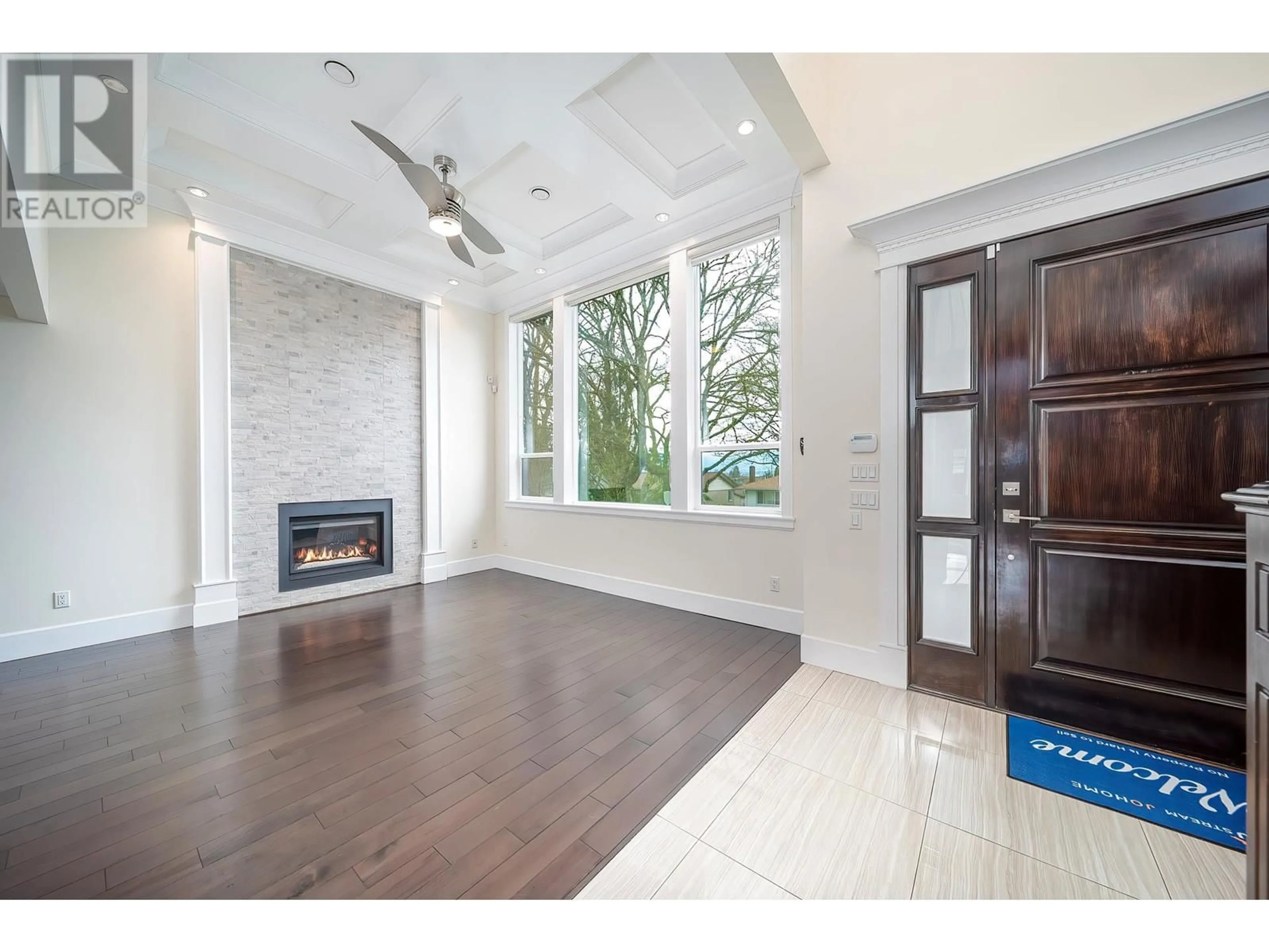 Unknown for 3832 KINCAID STREET, Burnaby British Columbia V5G1V7