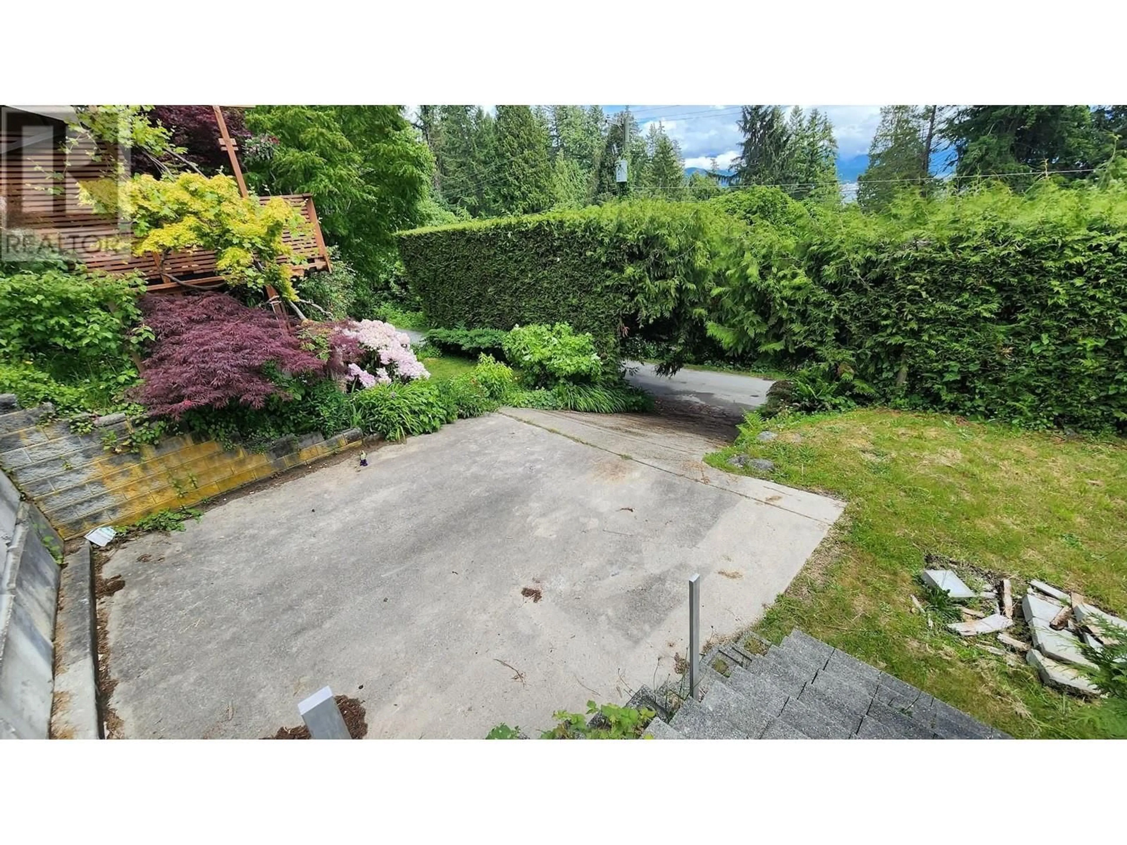 A pic from outside/outdoor area/front of a property/back of a property/a pic from drone, street for 1275 BURNS ROAD, Gibsons British Columbia V0N1V1