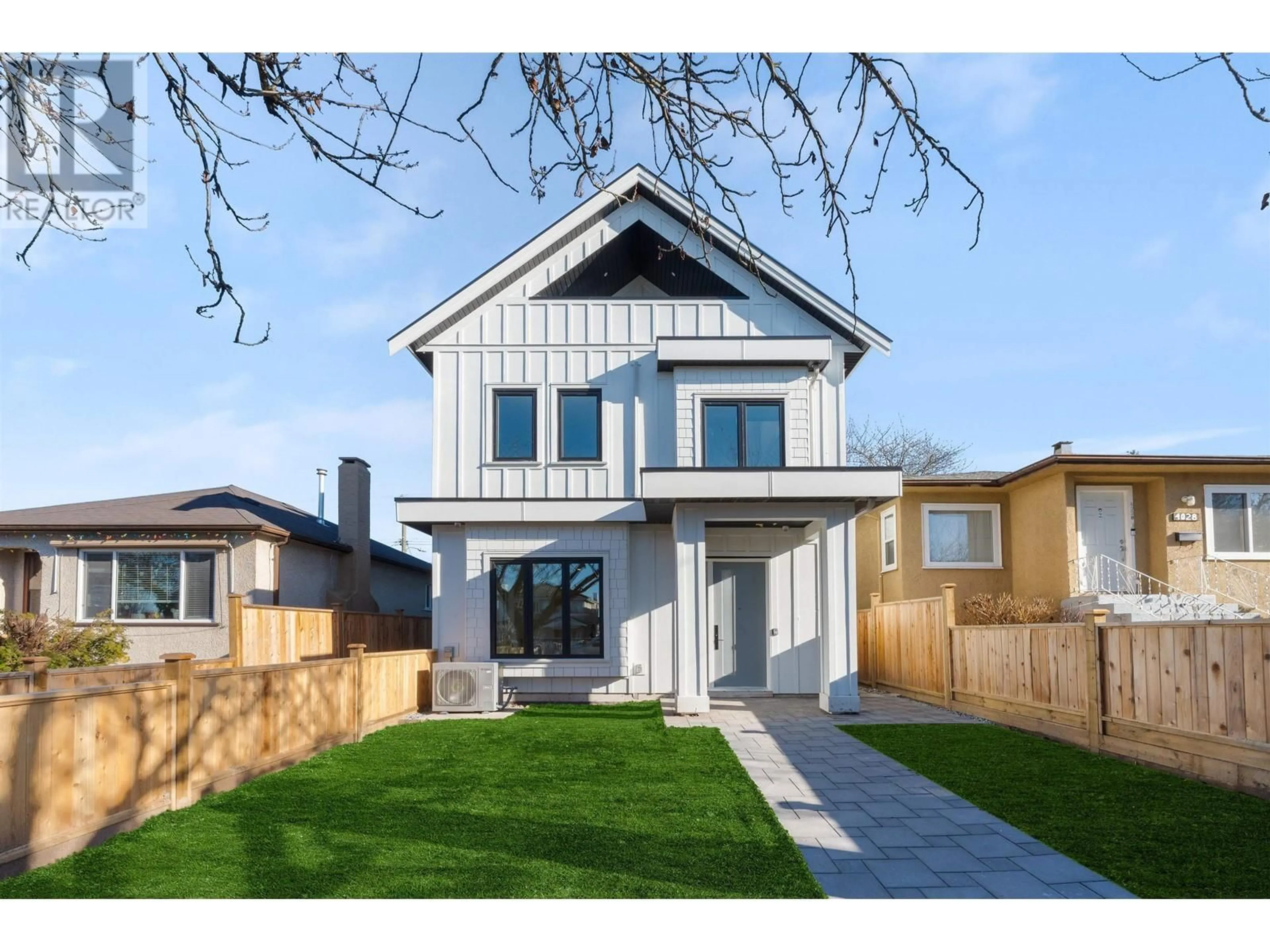 Unknown for 4014 RUPERT STREET, Vancouver British Columbia V5R2H3