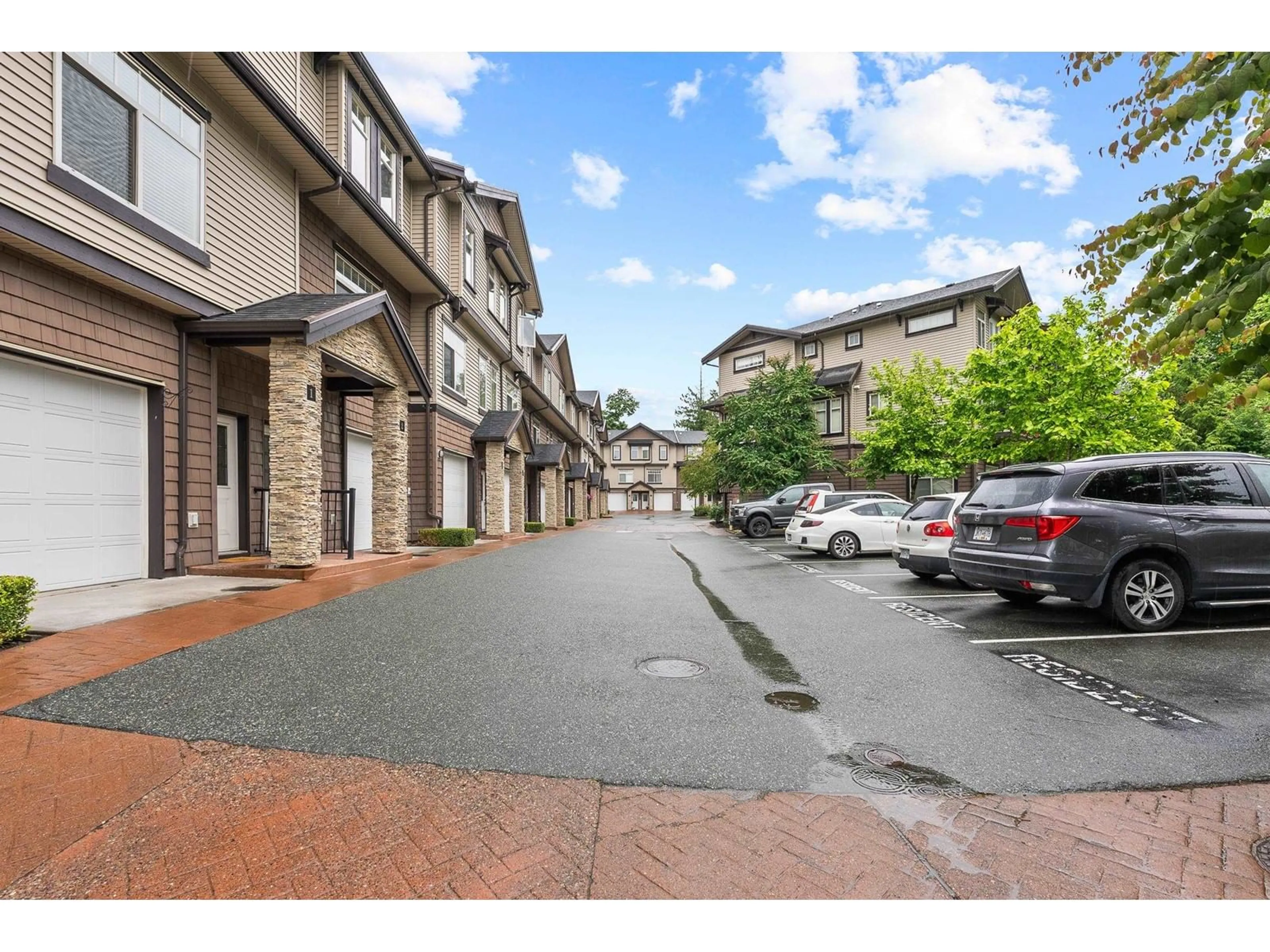 Patio, street for 6 - 2950 LEFEUVRE, Abbotsford British Columbia V4X0B2