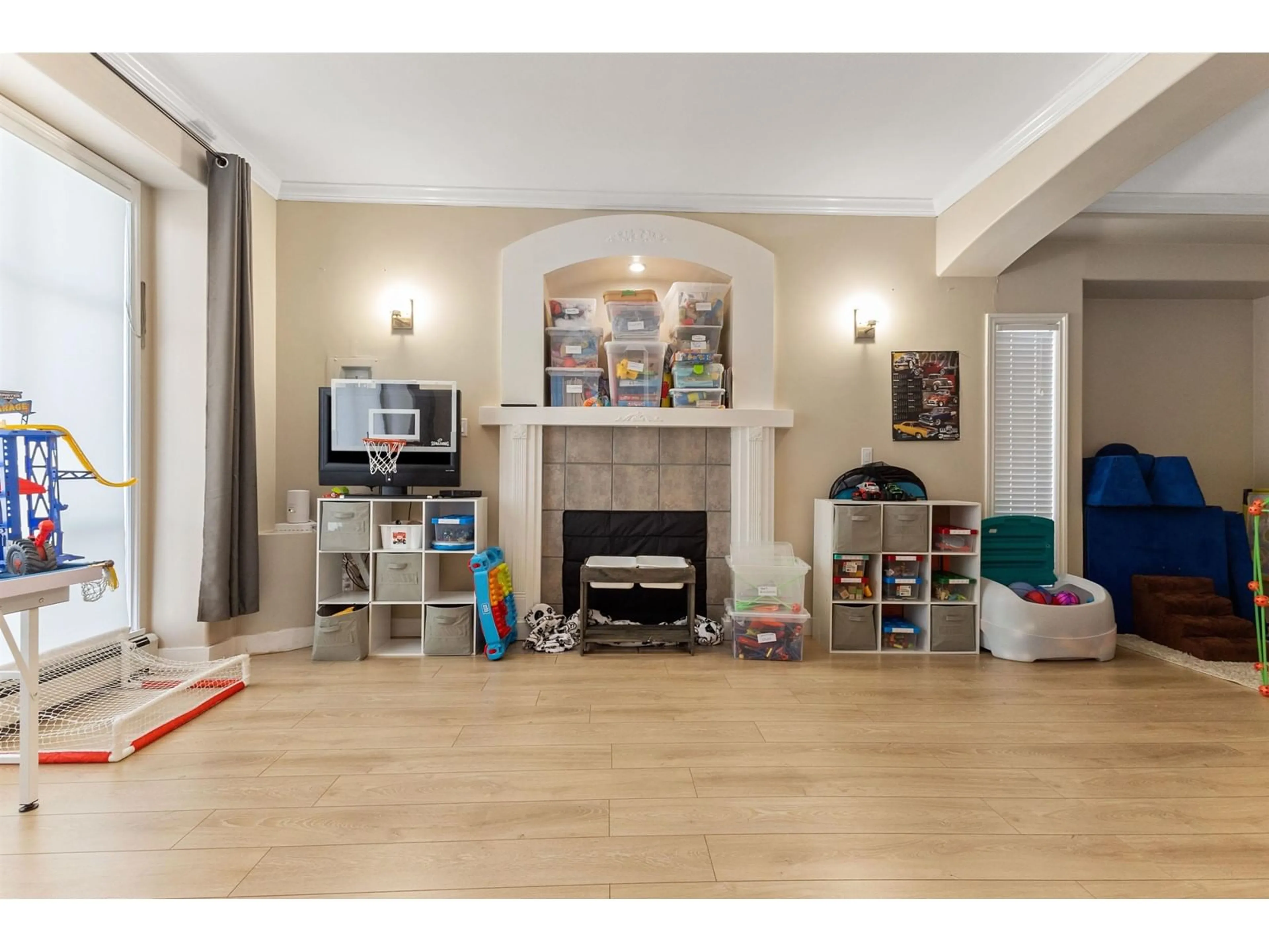 Unknown for 8004 MELBURN, Mission British Columbia V2V7B6