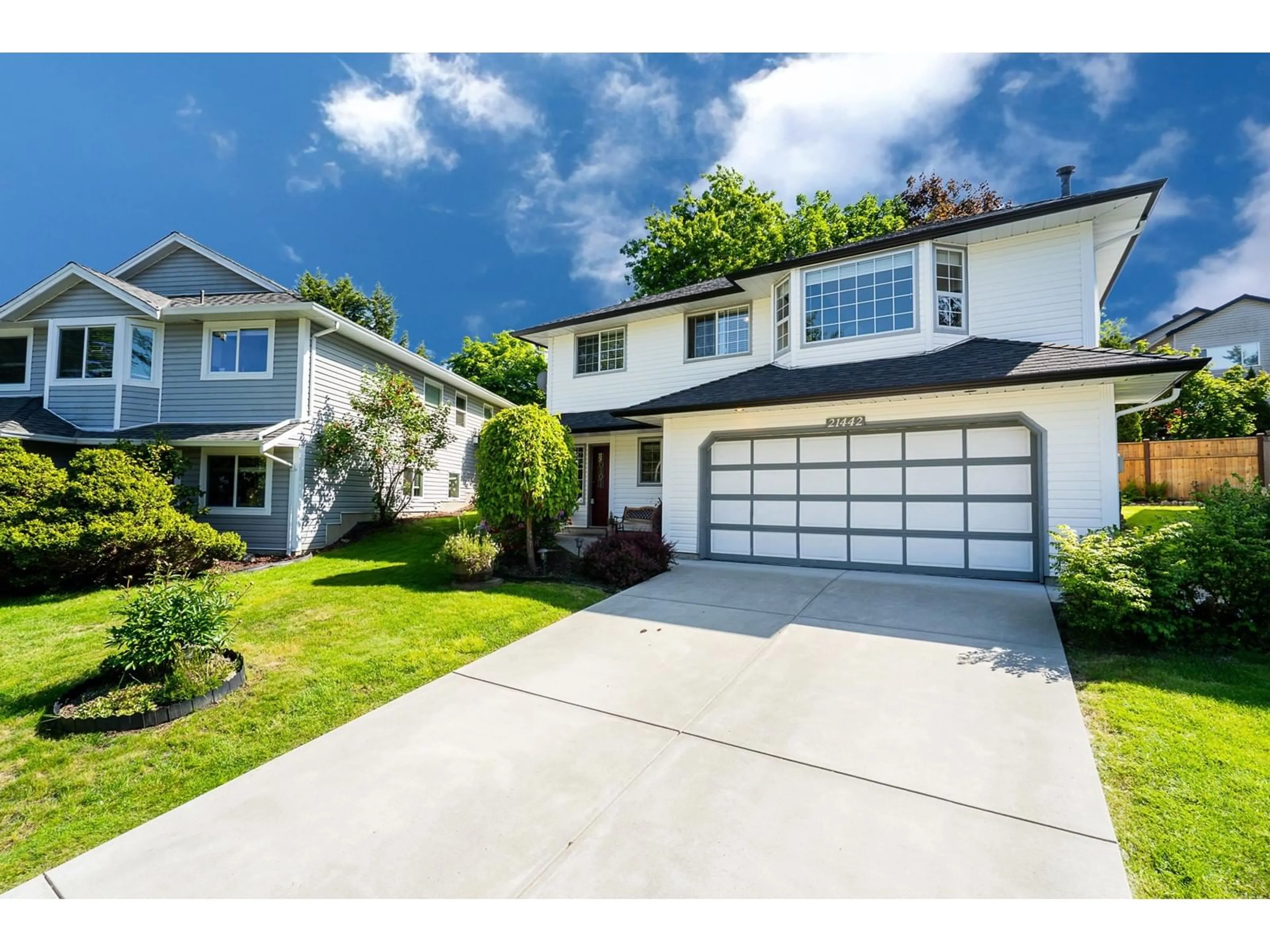Home with vinyl exterior material, street for 21442 90A, Langley British Columbia V1M2N1