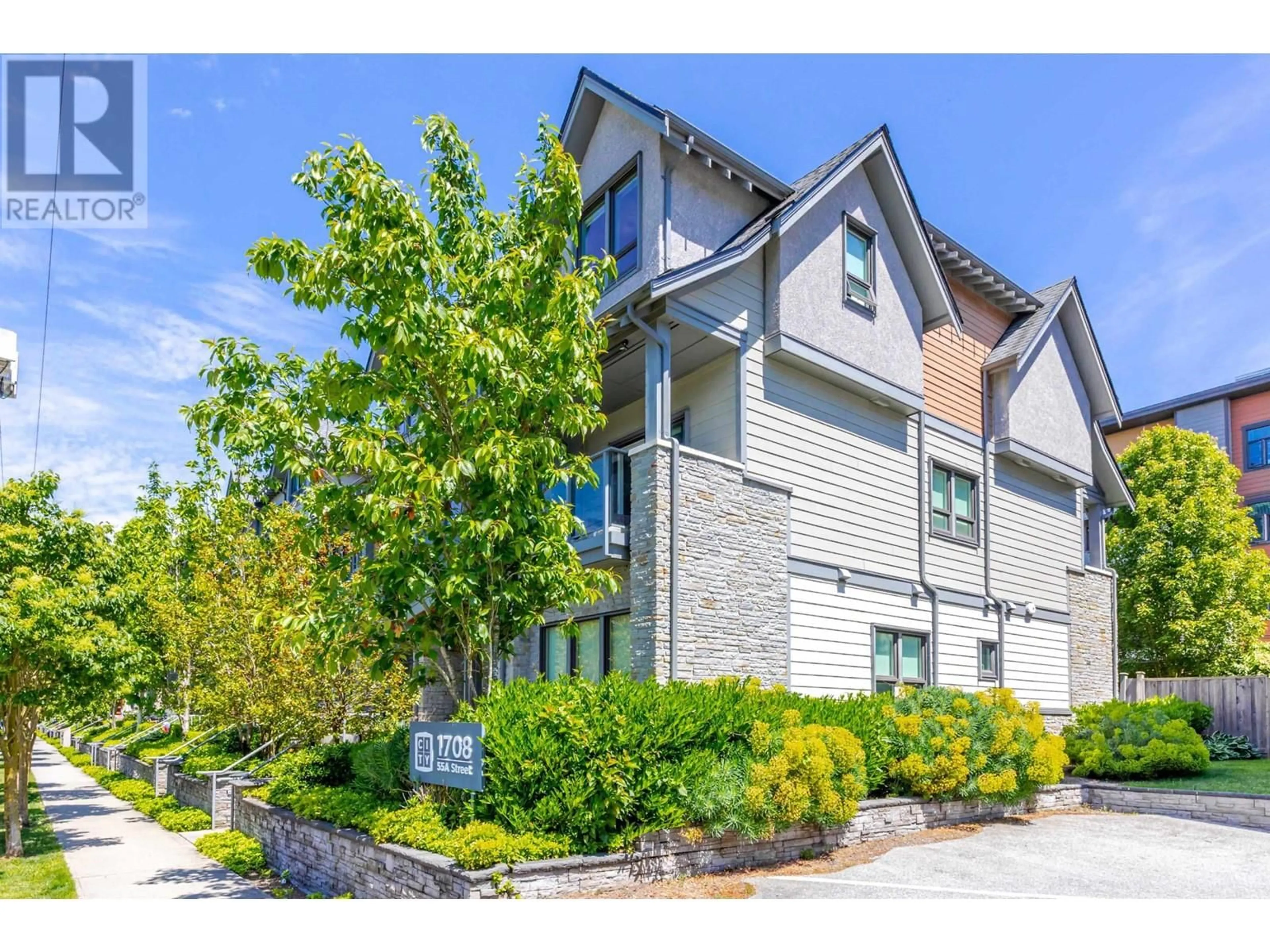 Unknown for 102 - 1708 55A STREET, Delta British Columbia V4M0A9